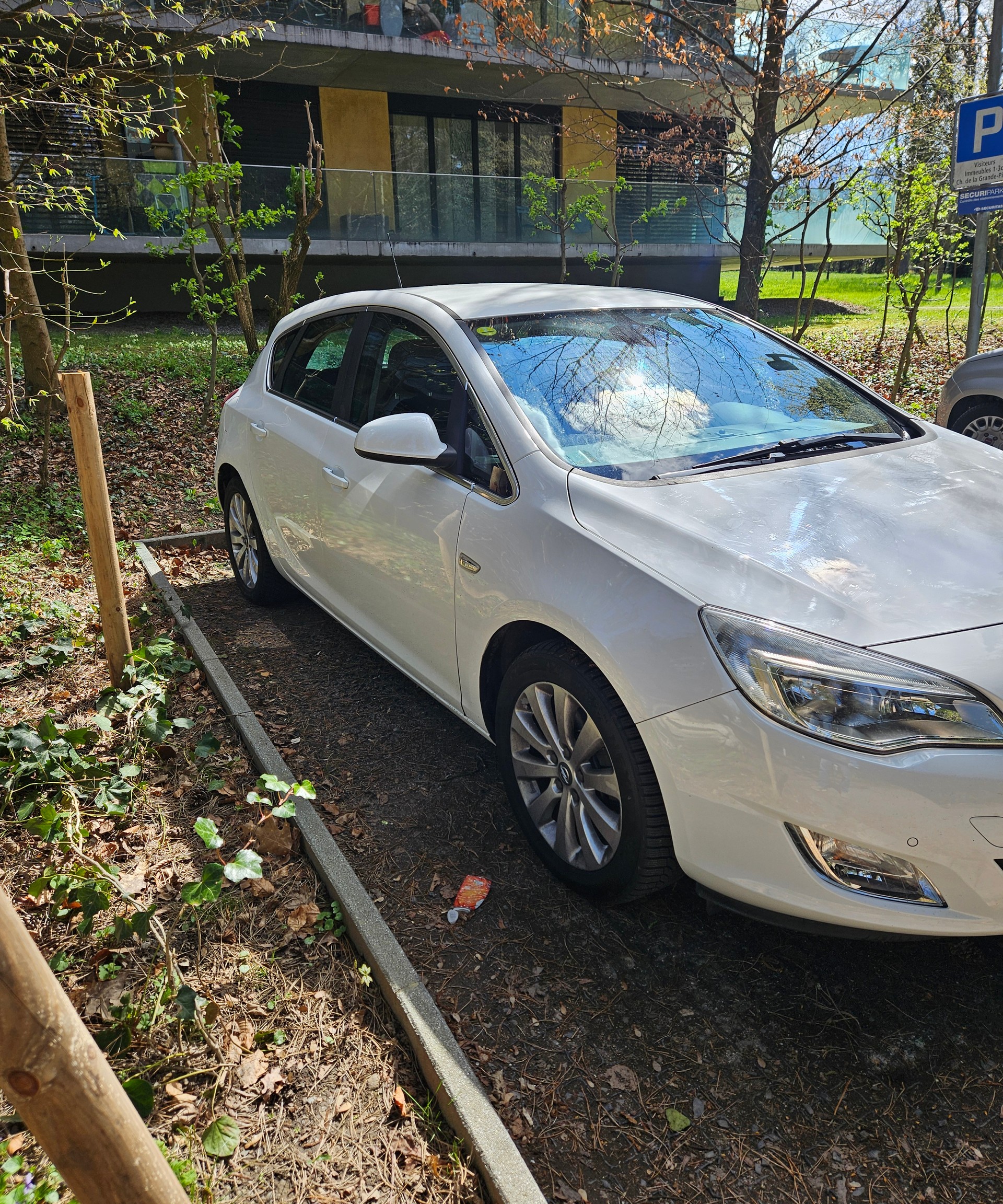OPEL ASTRA-image-2