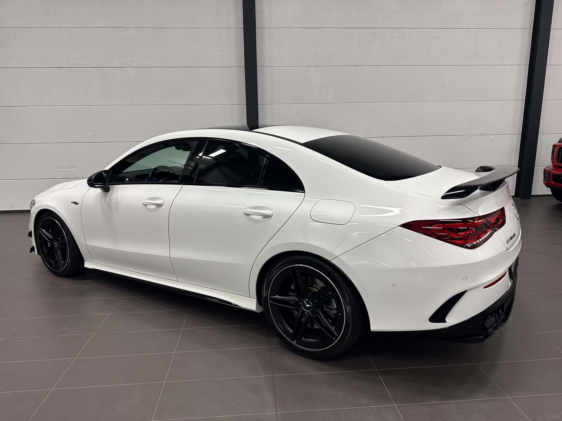 MERCEDES-BENZ CLA 45 AMG 4Matic+ 8G-DCT-image-11
