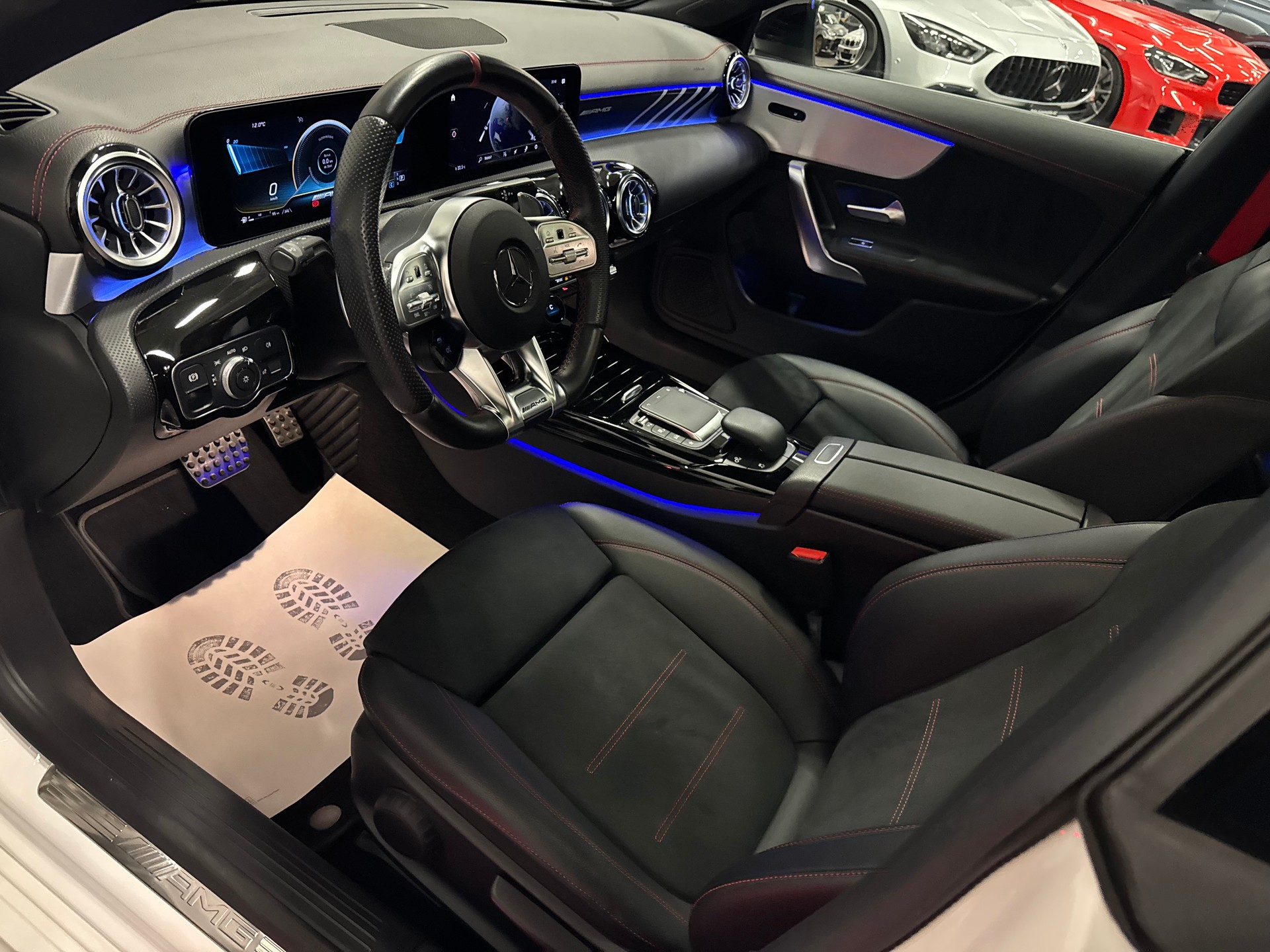 MERCEDES-BENZ CLA 45 AMG 4Matic+ 8G-DCT-image-16