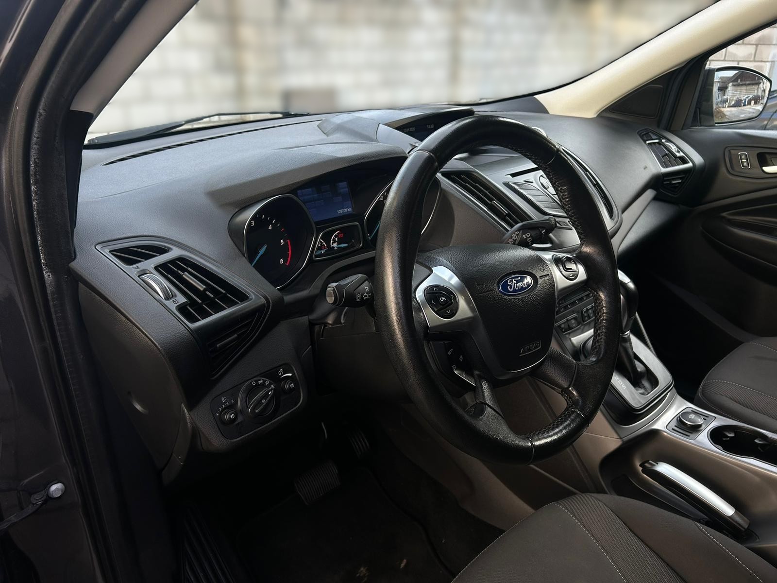 FORD Kuga 2.0 TDCi Titanium 4WD PowerShift-image-7