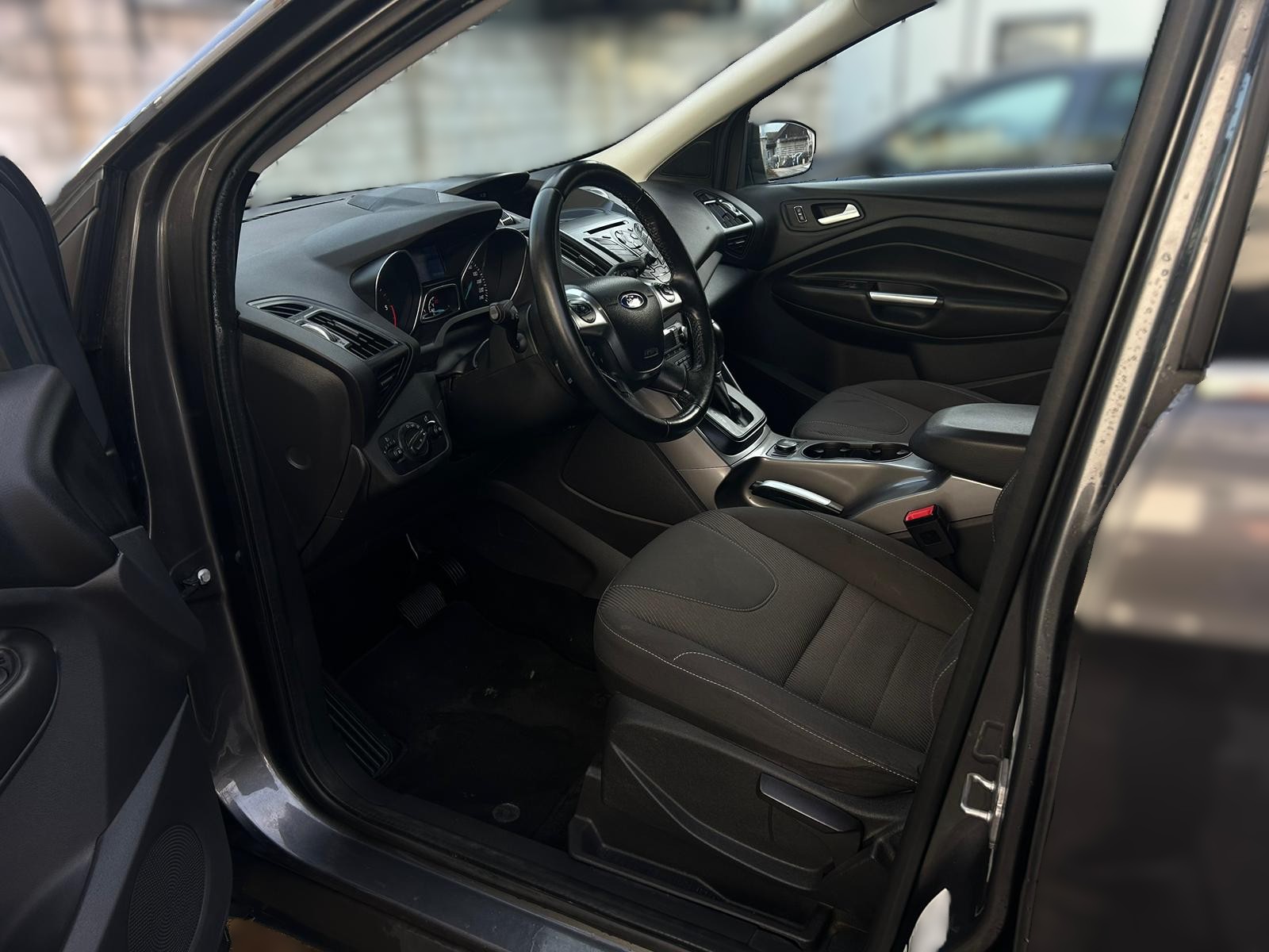 FORD Kuga 2.0 TDCi Titanium 4WD PowerShift-image-6