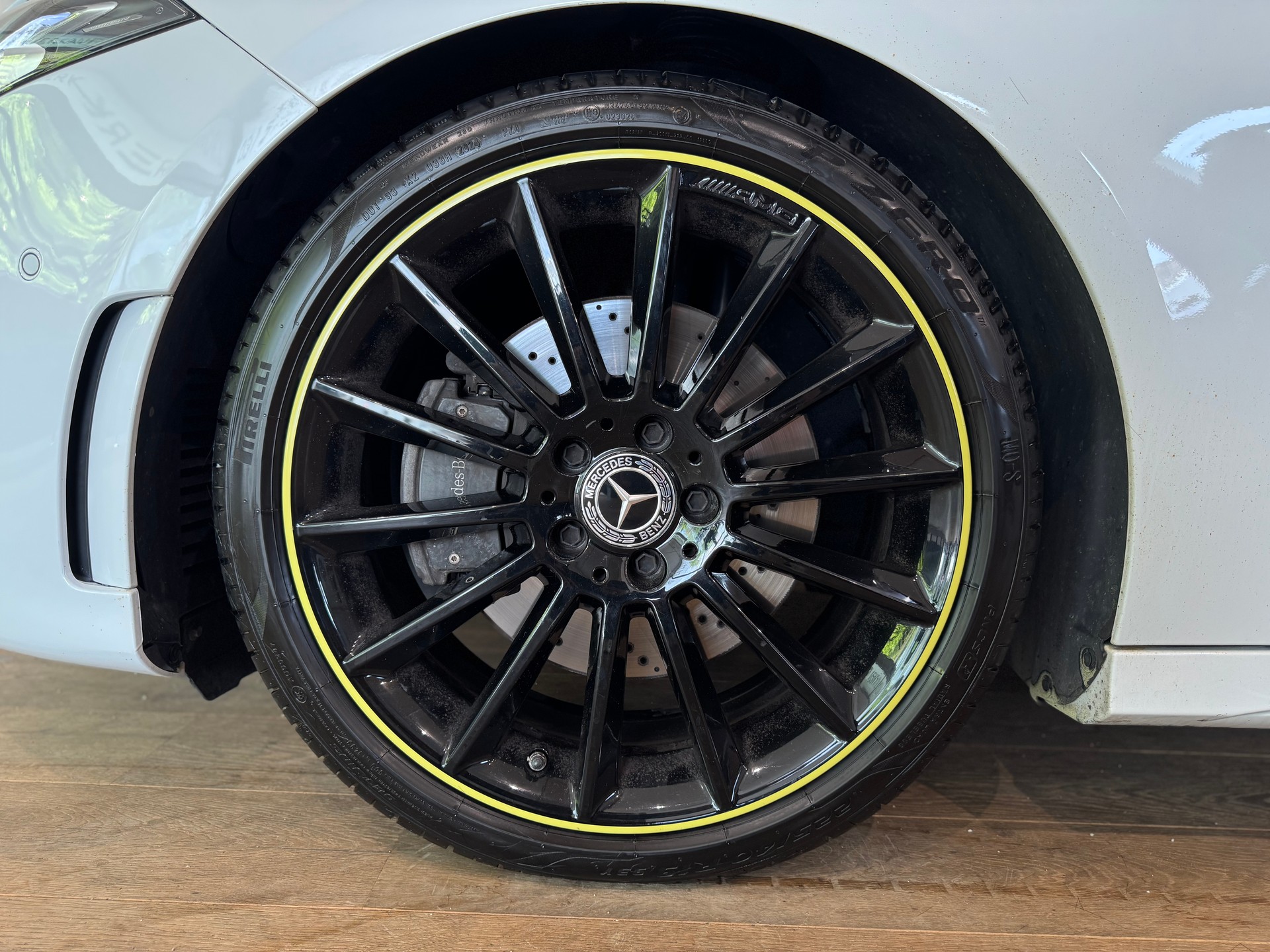 MERCEDES-BENZ A 220 AMG Line EDITION 1 7G-DCT 4Matic || BURMESTER || 360 || PANORAMA-image-4