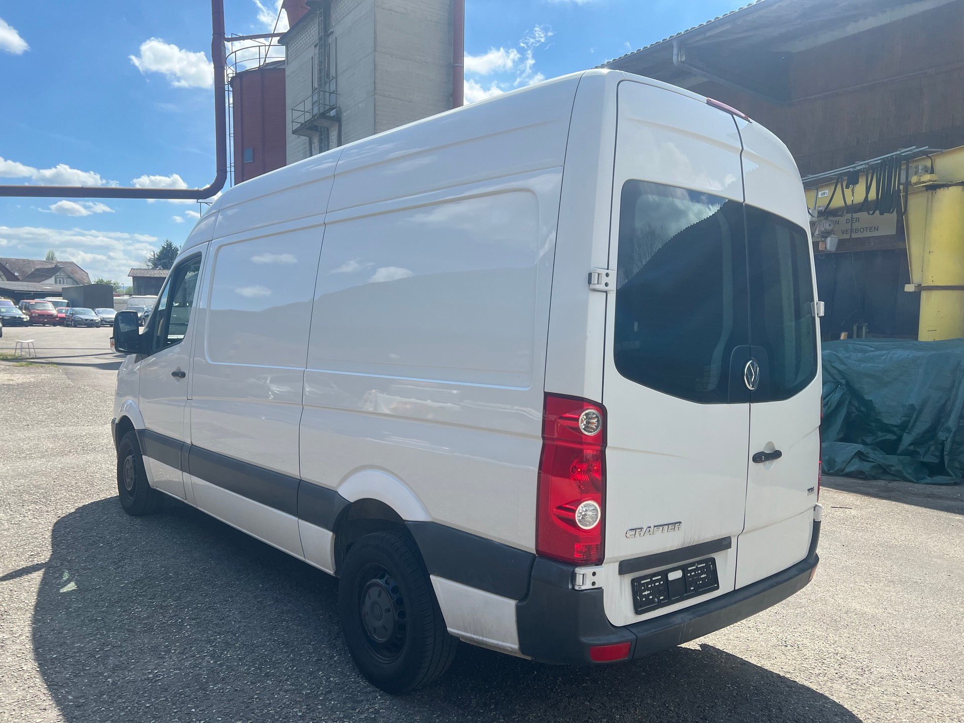 VW Crafter 35 2.0 TDI CR-image-2