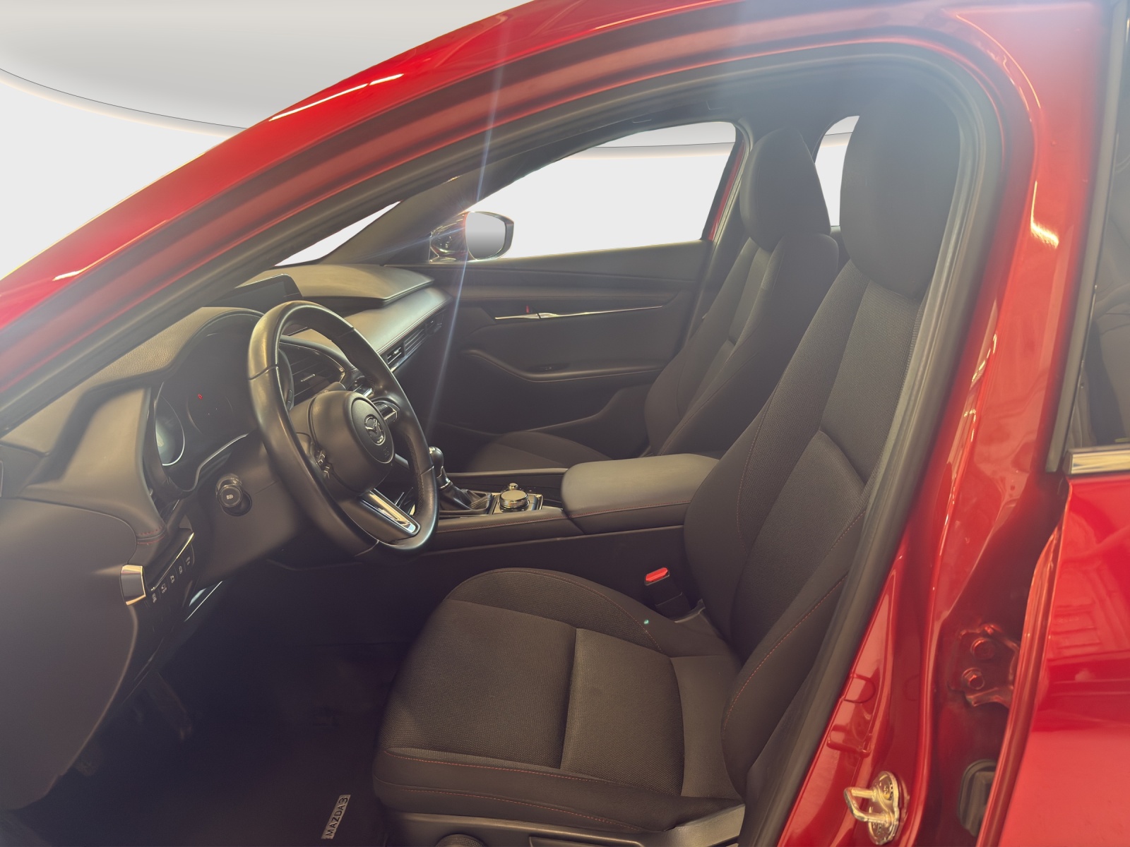 MAZDA 3 Hatchback 2.0 186 Homura AWD-image-10