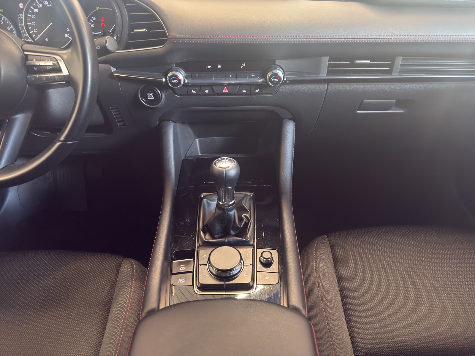 MAZDA 3 Hatchback 2.0 186 Homura AWD-image-13
