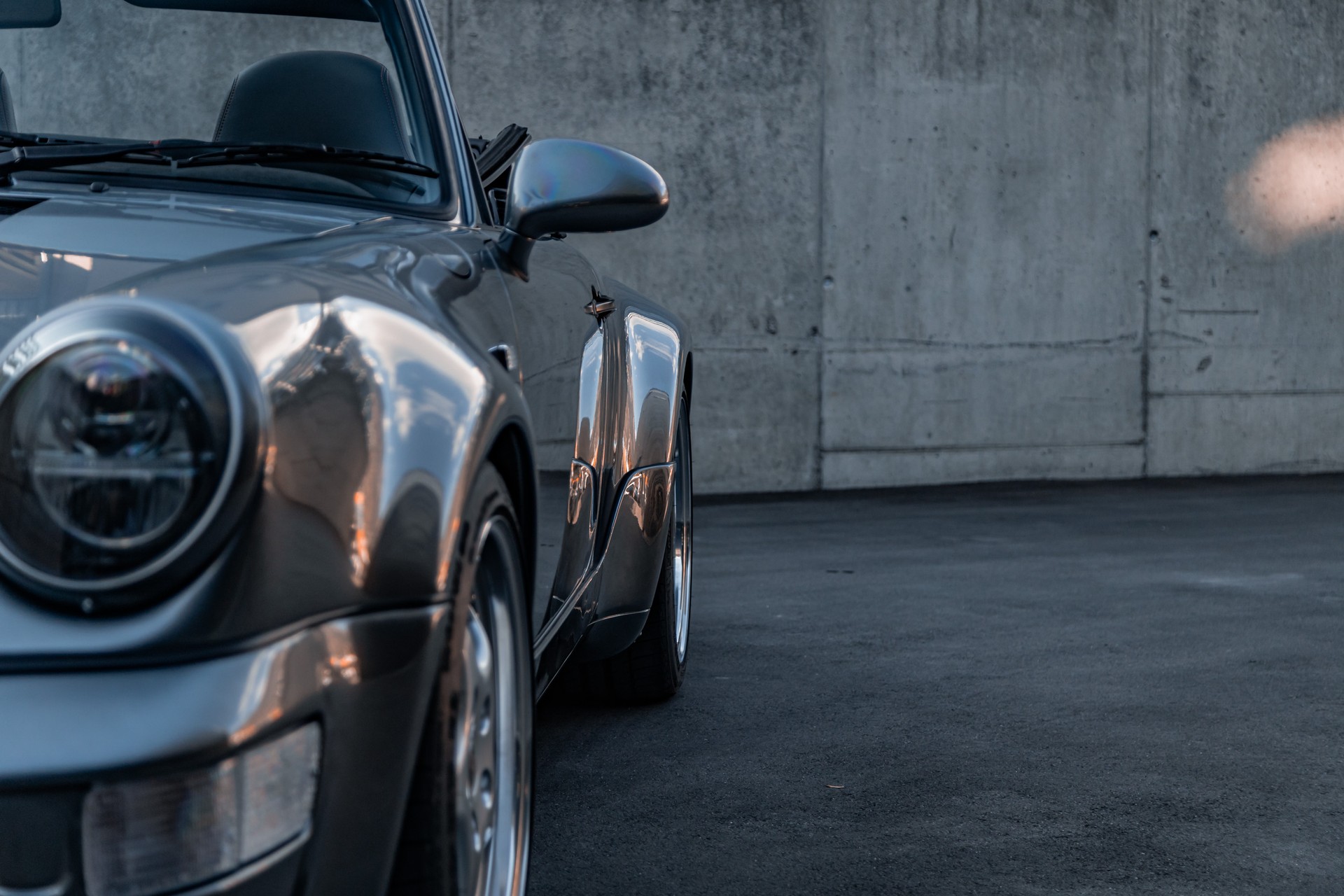 PORSCHE 911 Carrera 4 Cabrio-image-22