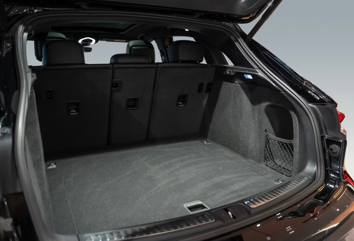 PORSCHE Macan PDK-image-15