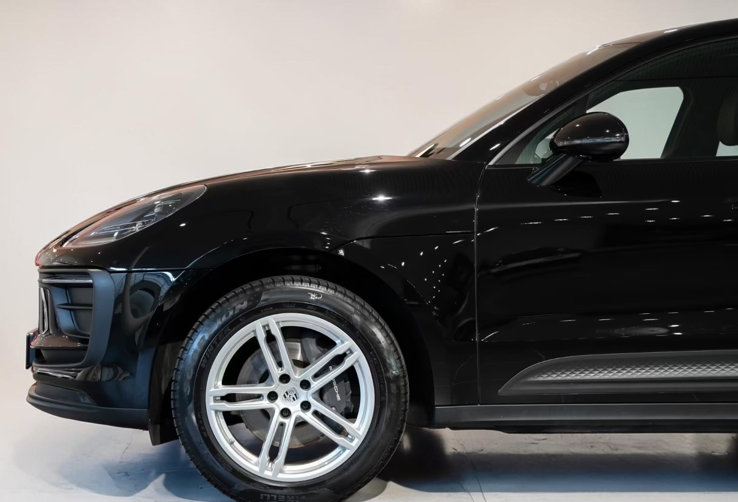 PORSCHE Macan PDK-image-5