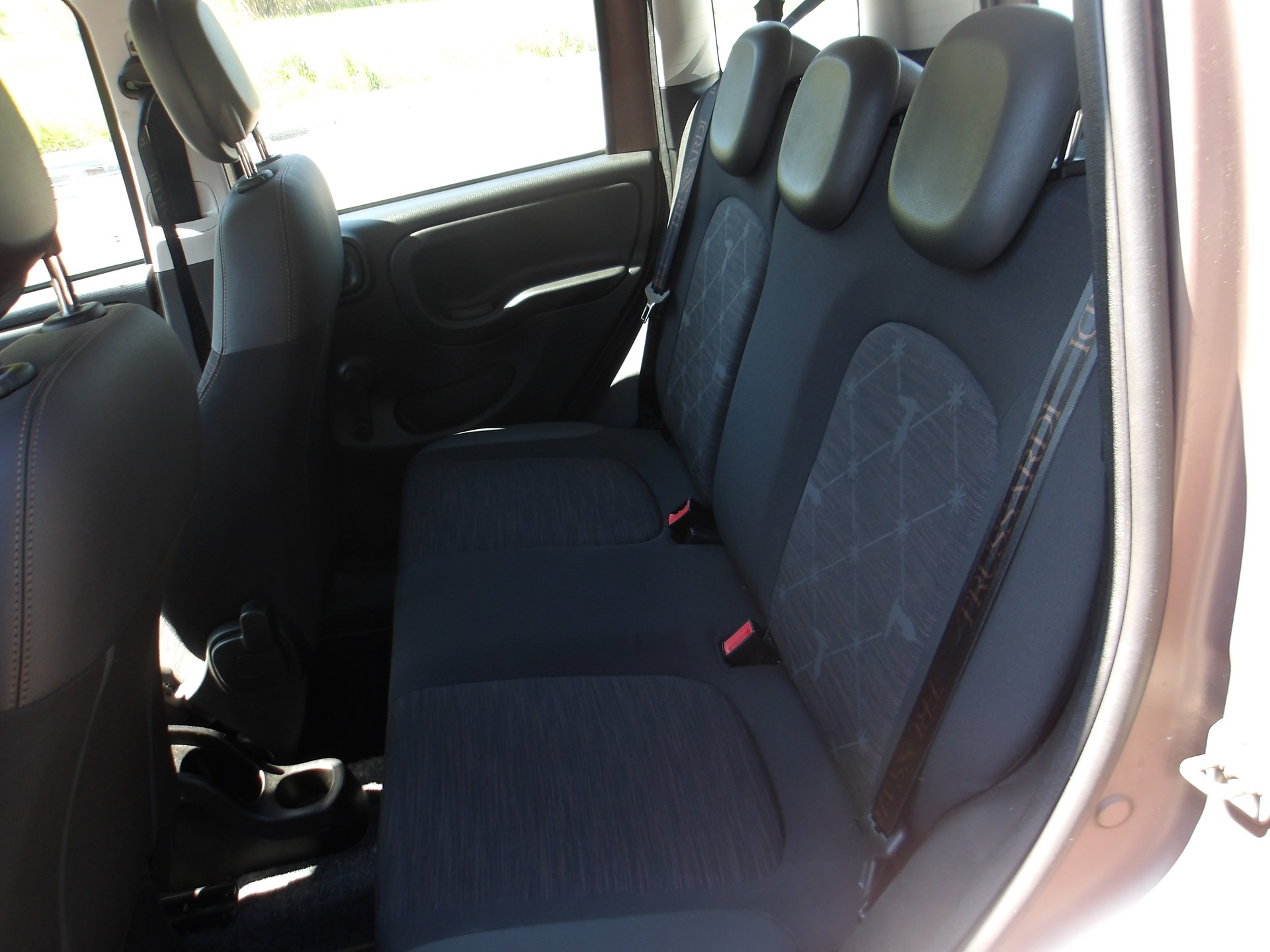 FIAT Panda 0.9 Twinair Turbo Trussardi 4x4-image-12