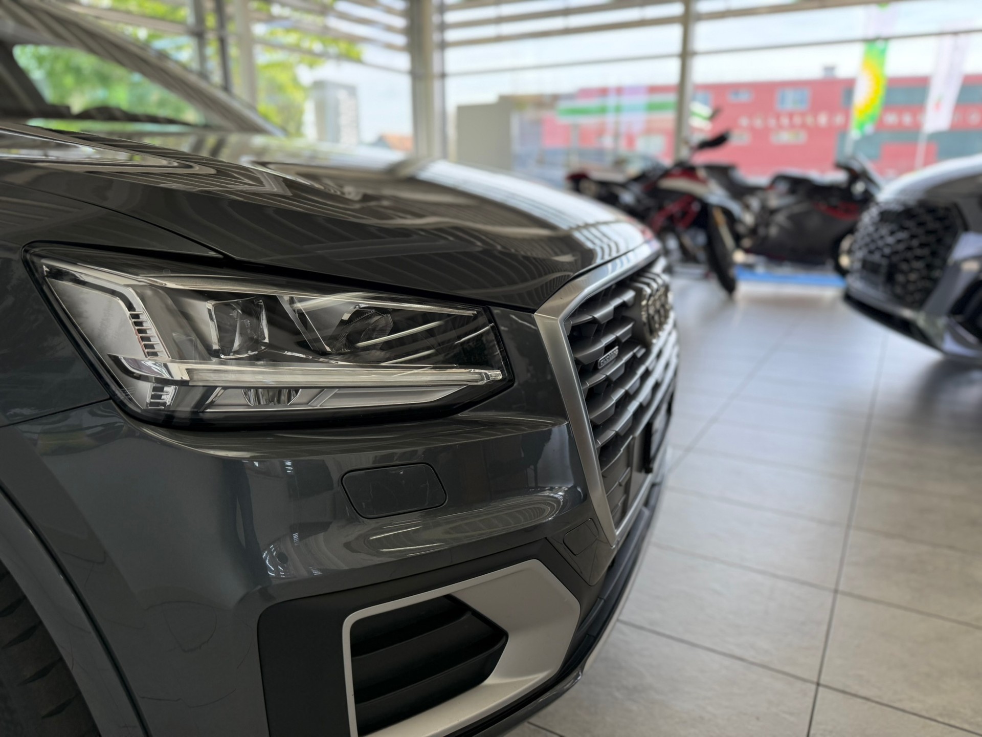 AUDI Q2 2.0 TFSI sport quattro S-tronic-image-23