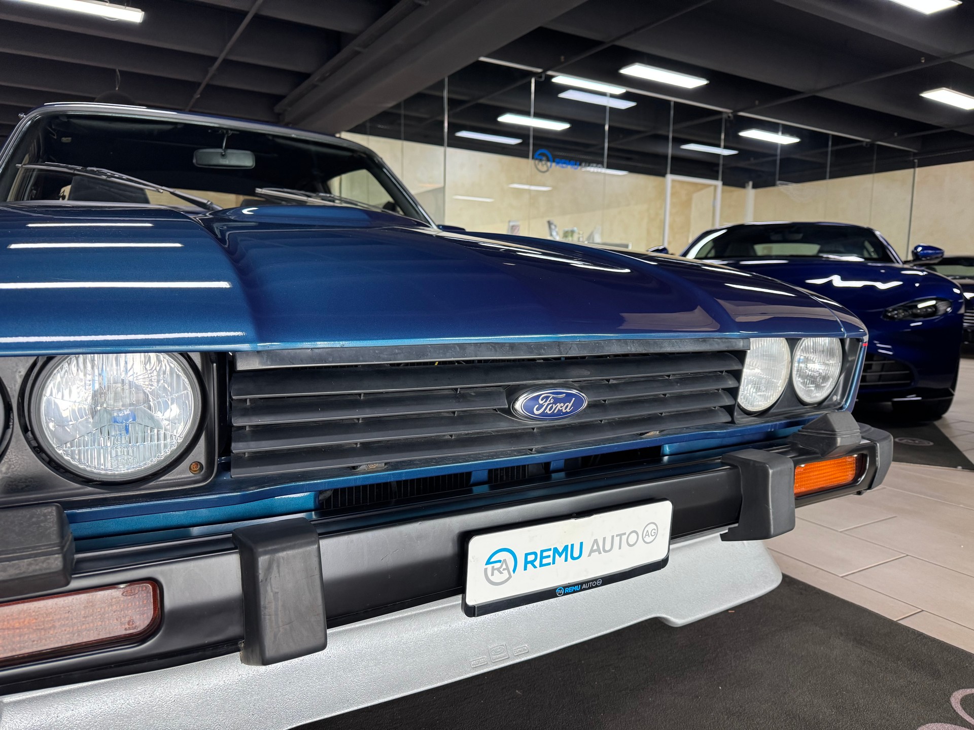 FORD Capri 2.8 INJECTION-image-5
