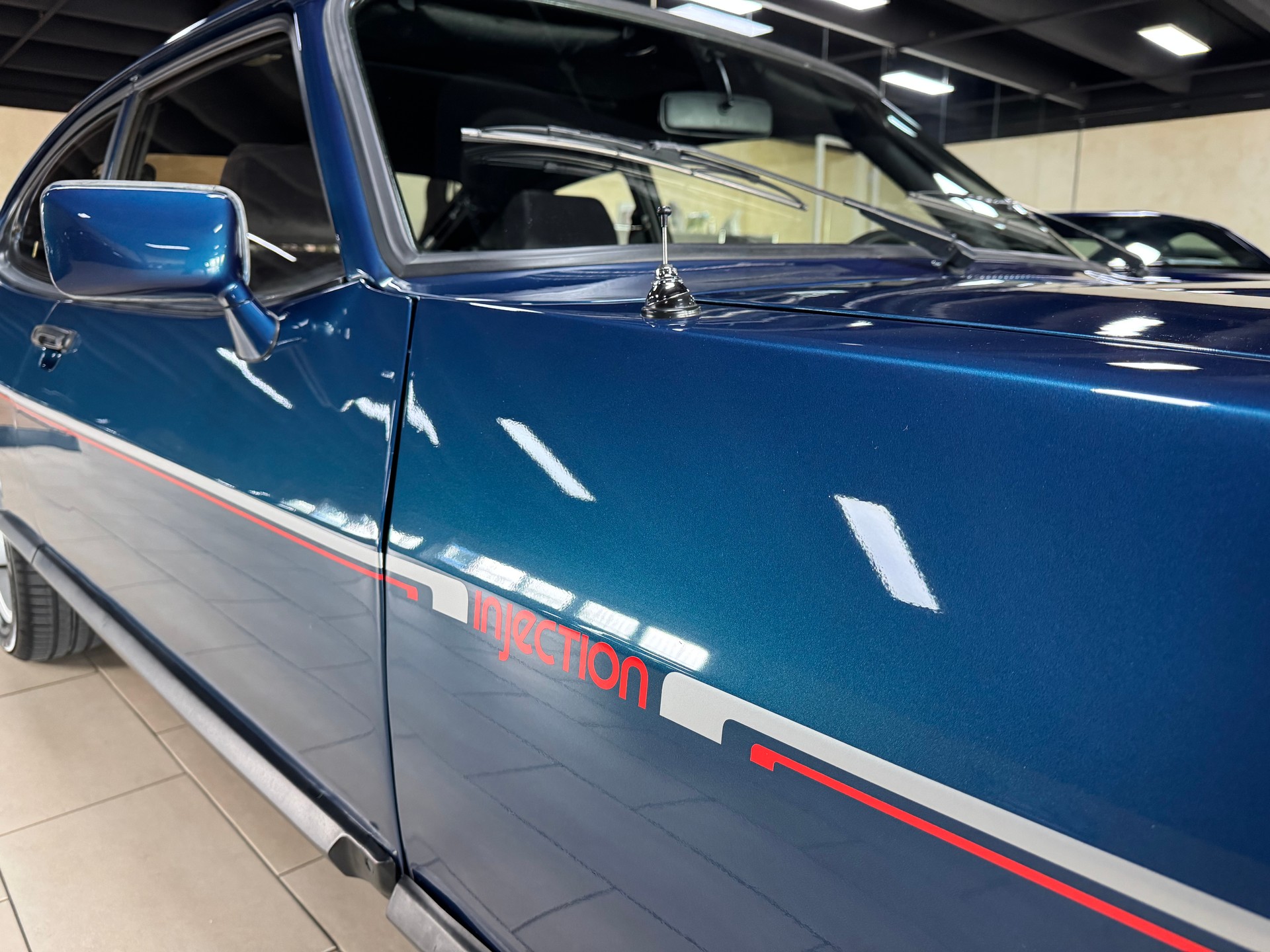 FORD Capri 2.8 INJECTION-image-6
