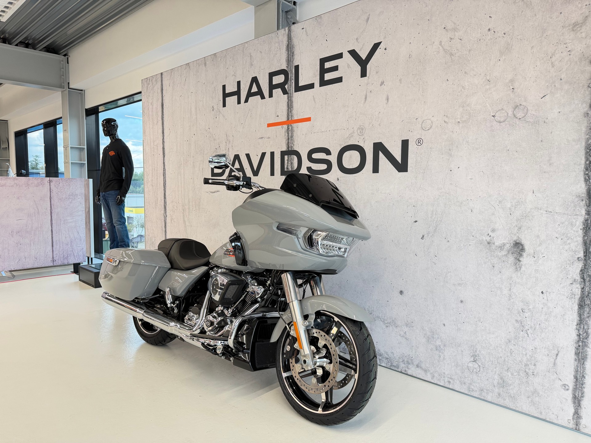 HARLEY-DAVIDSON FLTRX Road Glide 117-showroom-element-1