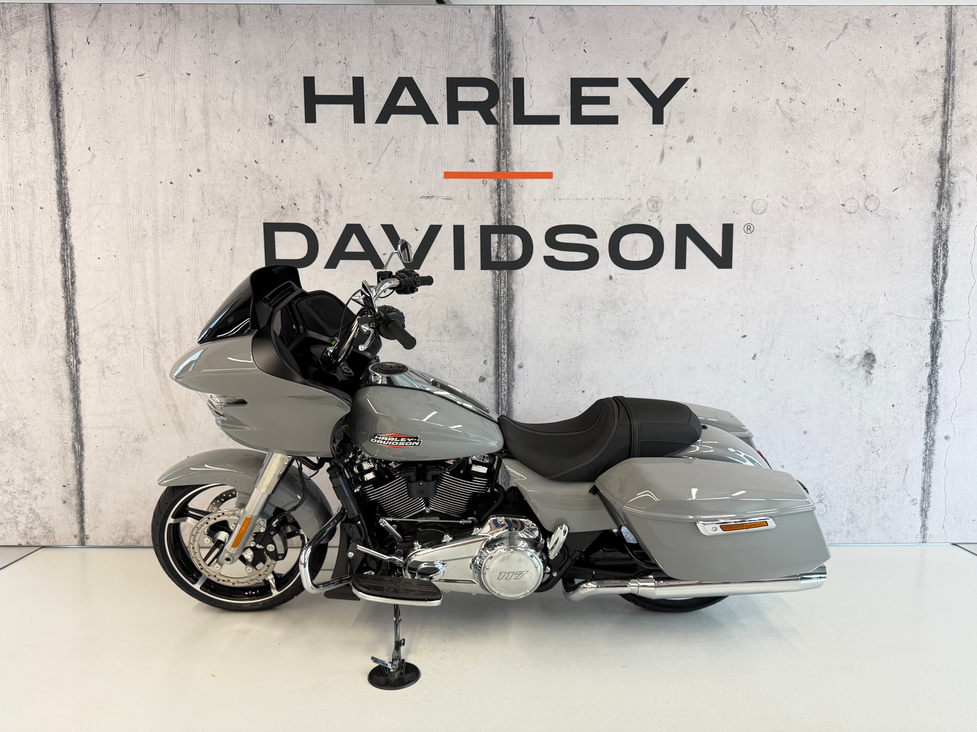 HARLEY-DAVIDSON FLTRX Road Glide 117-showroom-element-3