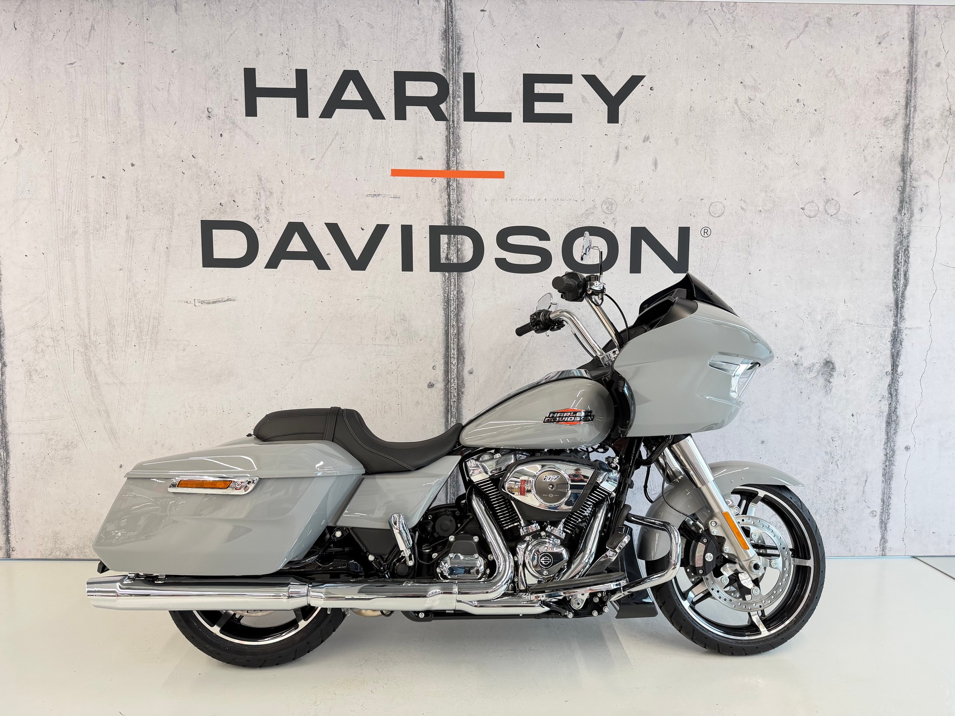 HARLEY-DAVIDSON FLTRX Road Glide 117