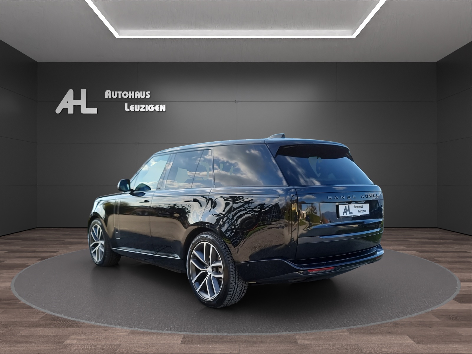 LAND ROVER Range Rover P550e Si6 PHEV HSE Automatic-image-2
