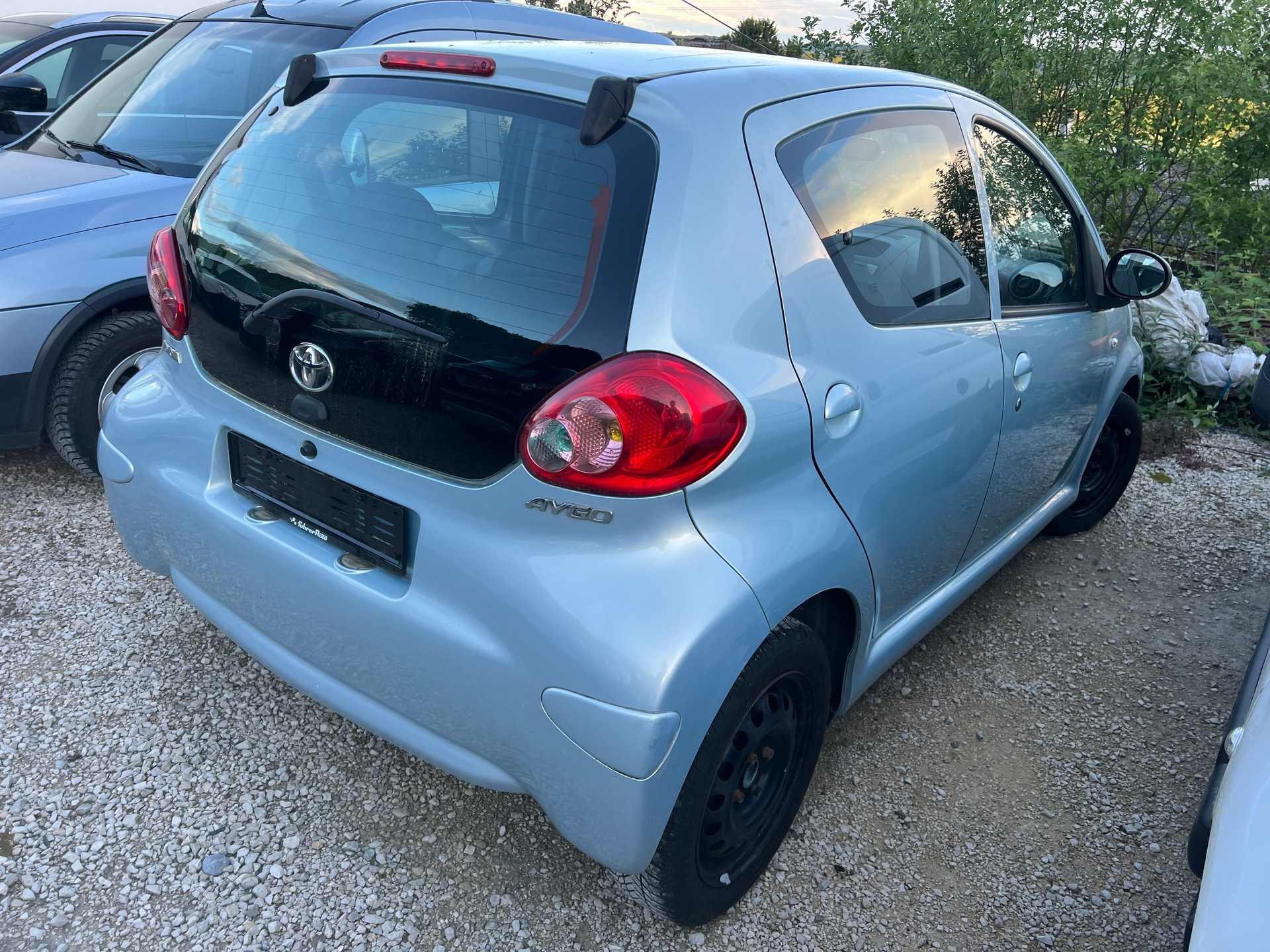 TOYOTA Aygo 1.0 Linea Sol-image-5