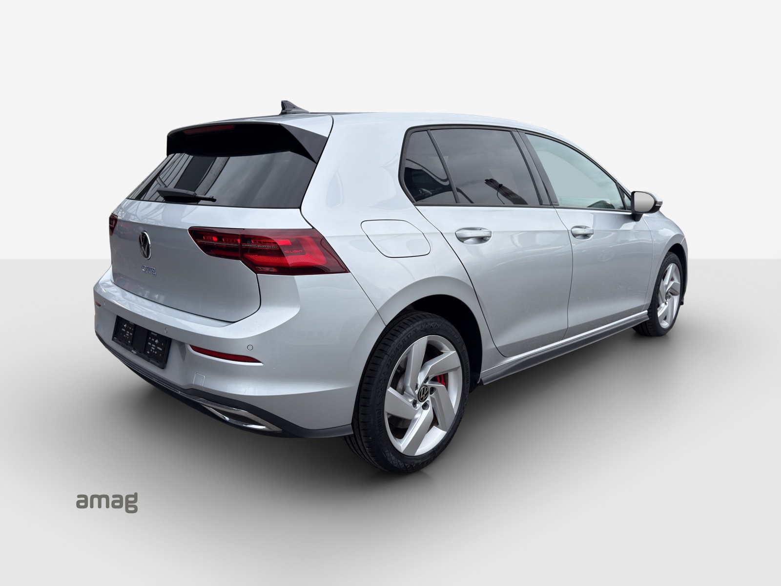 VW Golf 1.4 TSI PHEV GTE-image-4