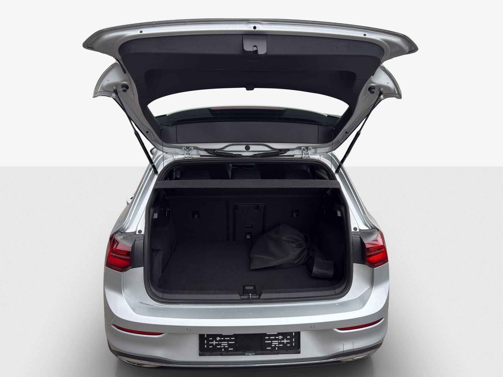 VW Golf 1.4 TSI PHEV GTE-image-12