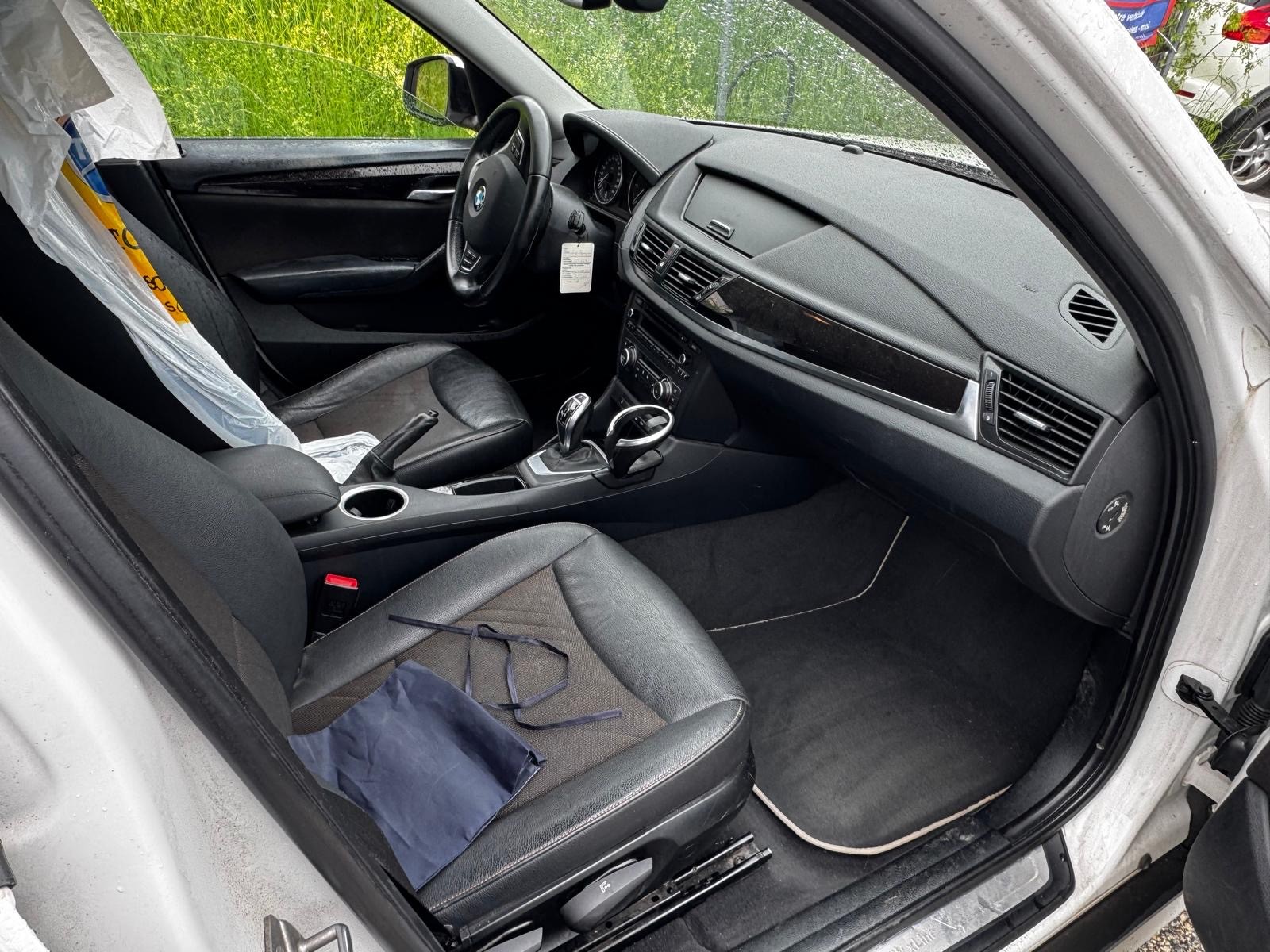 BMW X1 xDrive 18d Steptronic-image-8