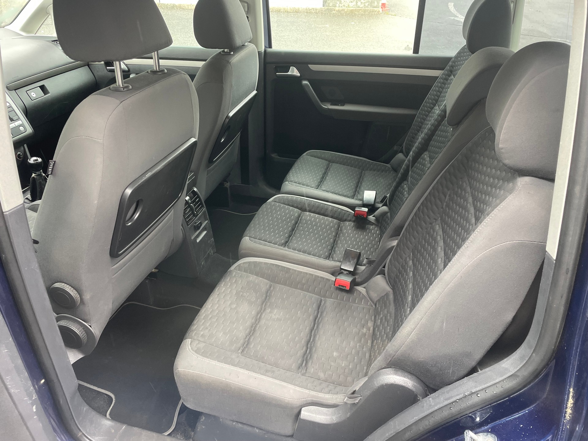 VW Touran 1.9 TDI BlueMotion Highline-image-13
