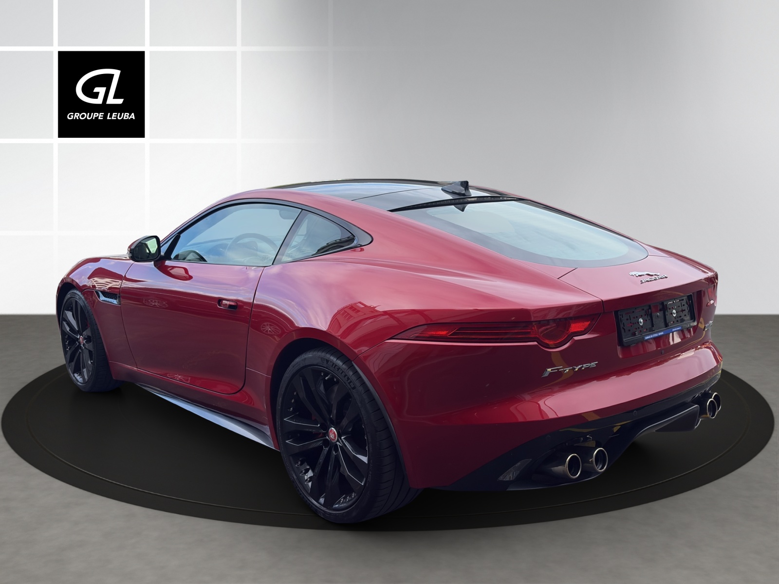 JAGUAR F-Type Coupé R 5.0 V8 S/C AWD-image-3