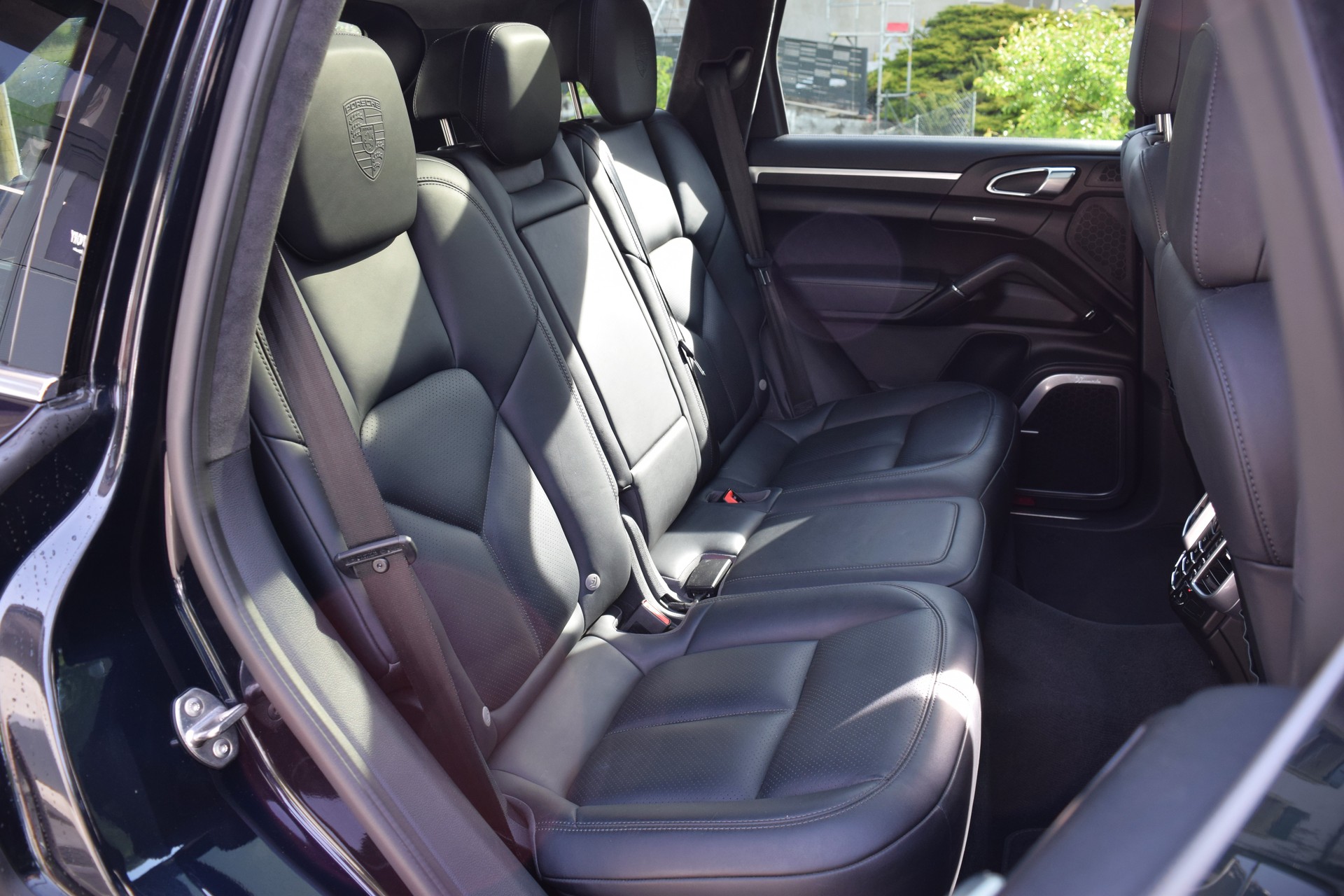 PORSCHE Cayenne Turbo S-image-14