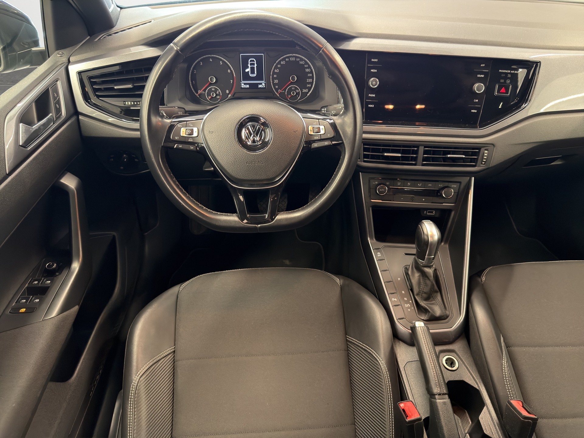 VW Polo 1.0 TSI BMT Comfortline DSG-image-10