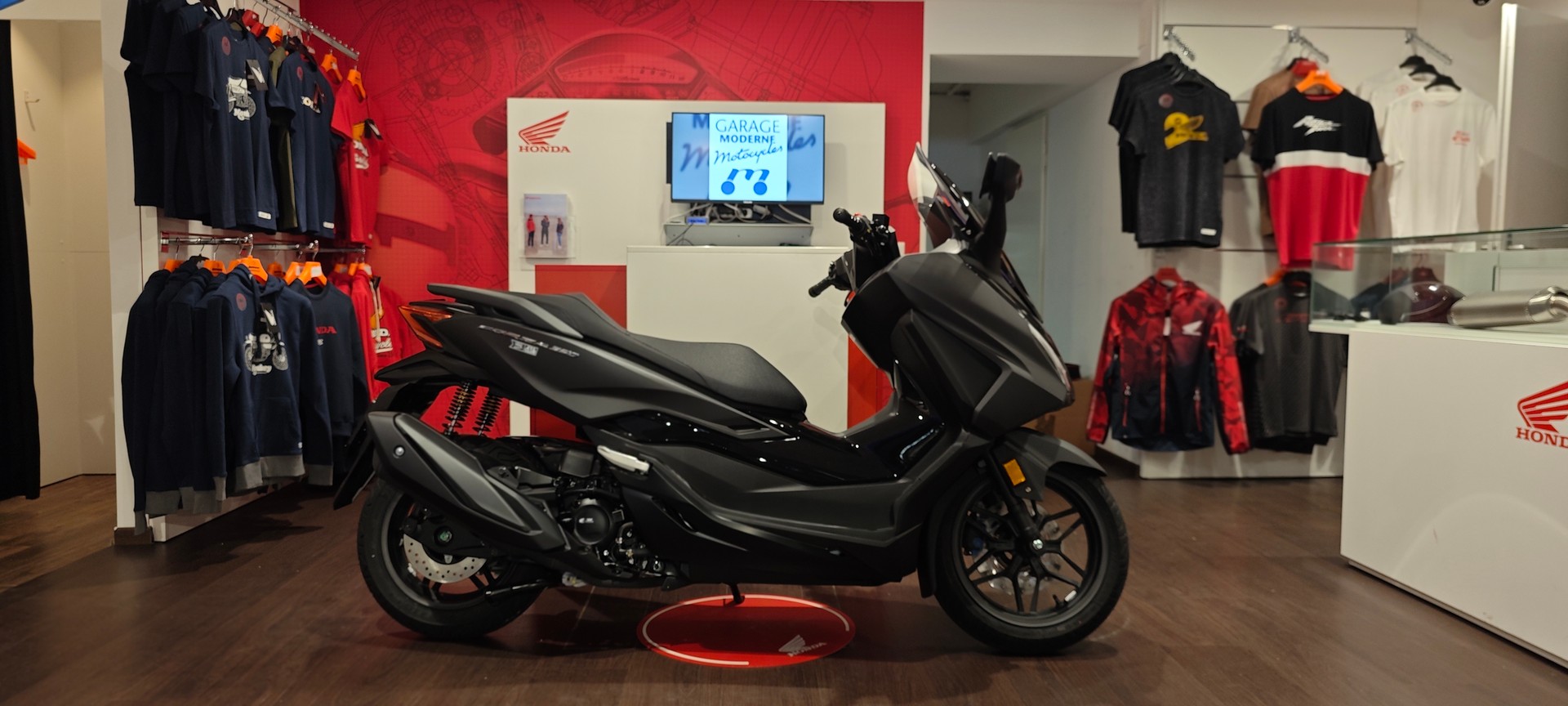 HONDA NSS 350-showroom-element-1