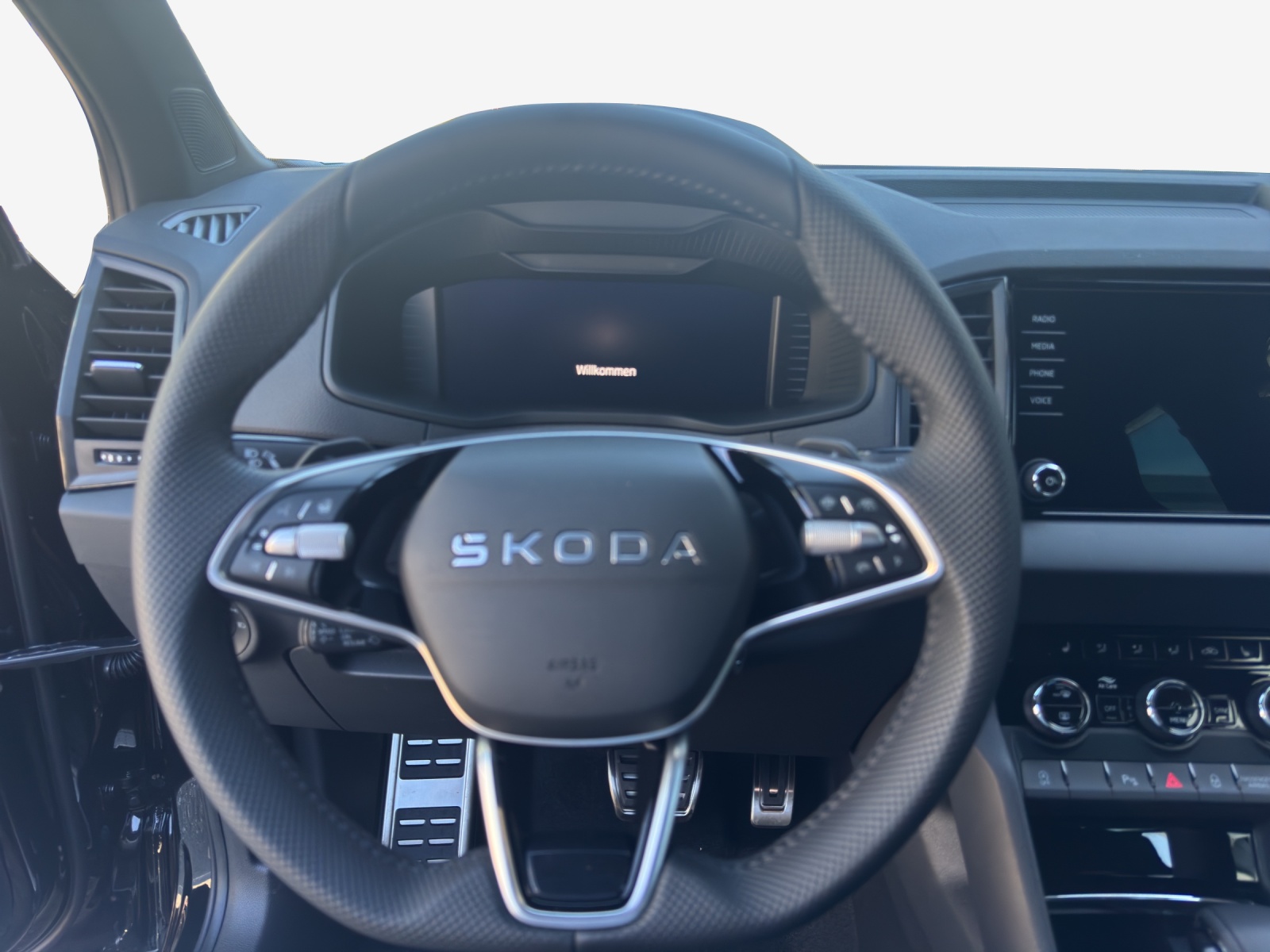 SKODA Karoq 2.0 TSI SportLine 4x4 DSG-image-8