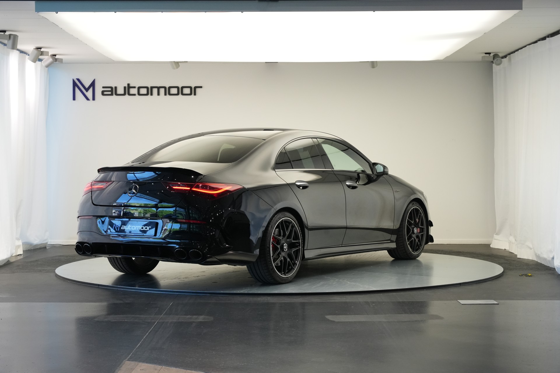 MERCEDES-BENZ CLA 45 S AMG 4Matic+ 8G-DCT *Burmester* *Schalensitze* *Panorama*-image-4