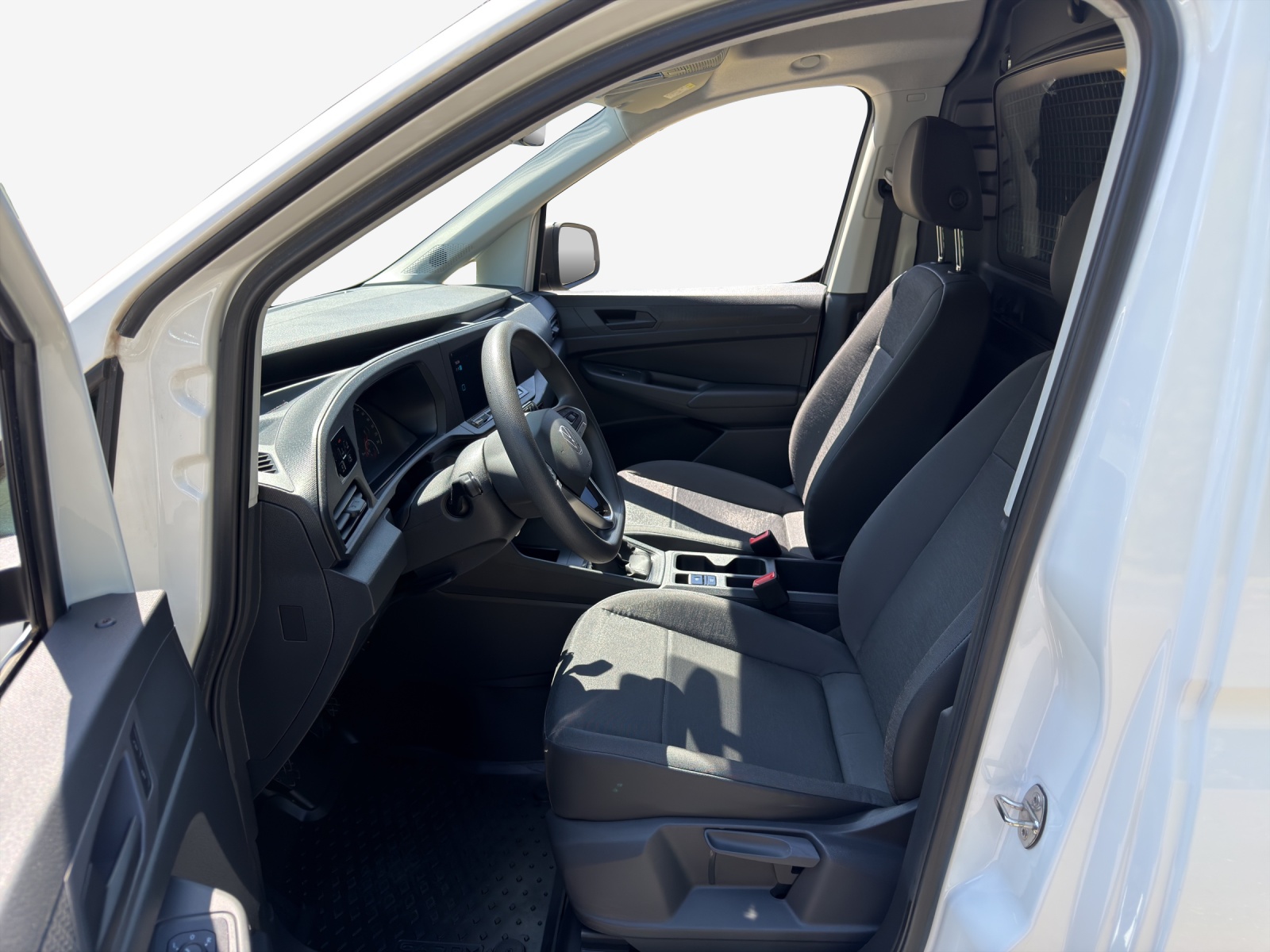 VW Caddy Cargo 2.0TDI 4Motion-image-7
