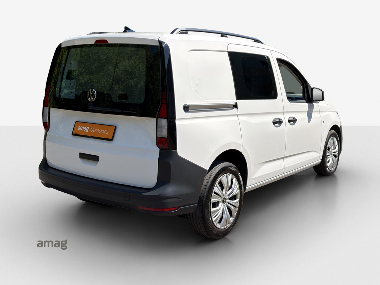 VW Caddy Cargo 2.0TDI 4Motion-image-4