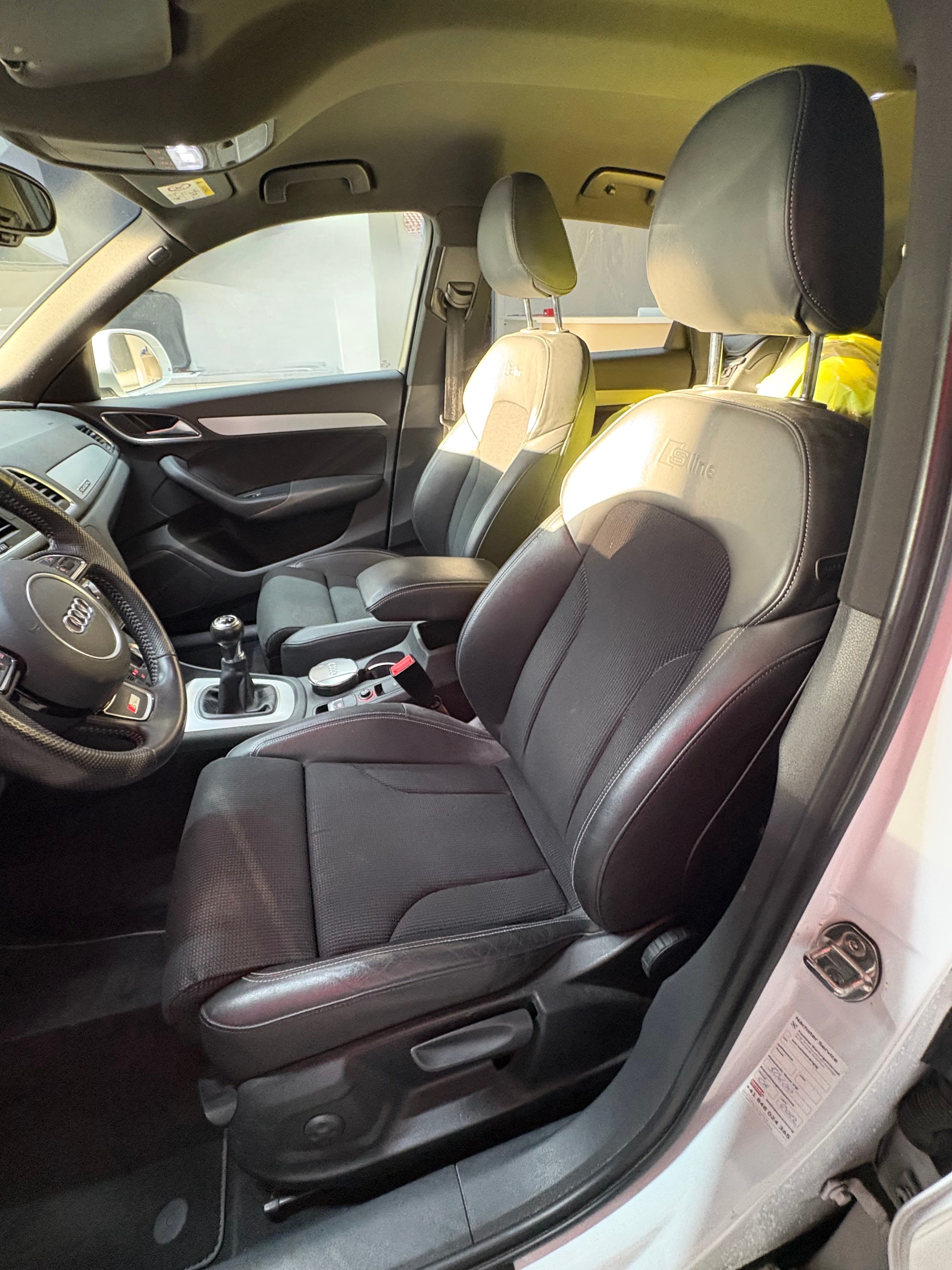 AUDI Q3 2.0 TFSI quattro-image-7