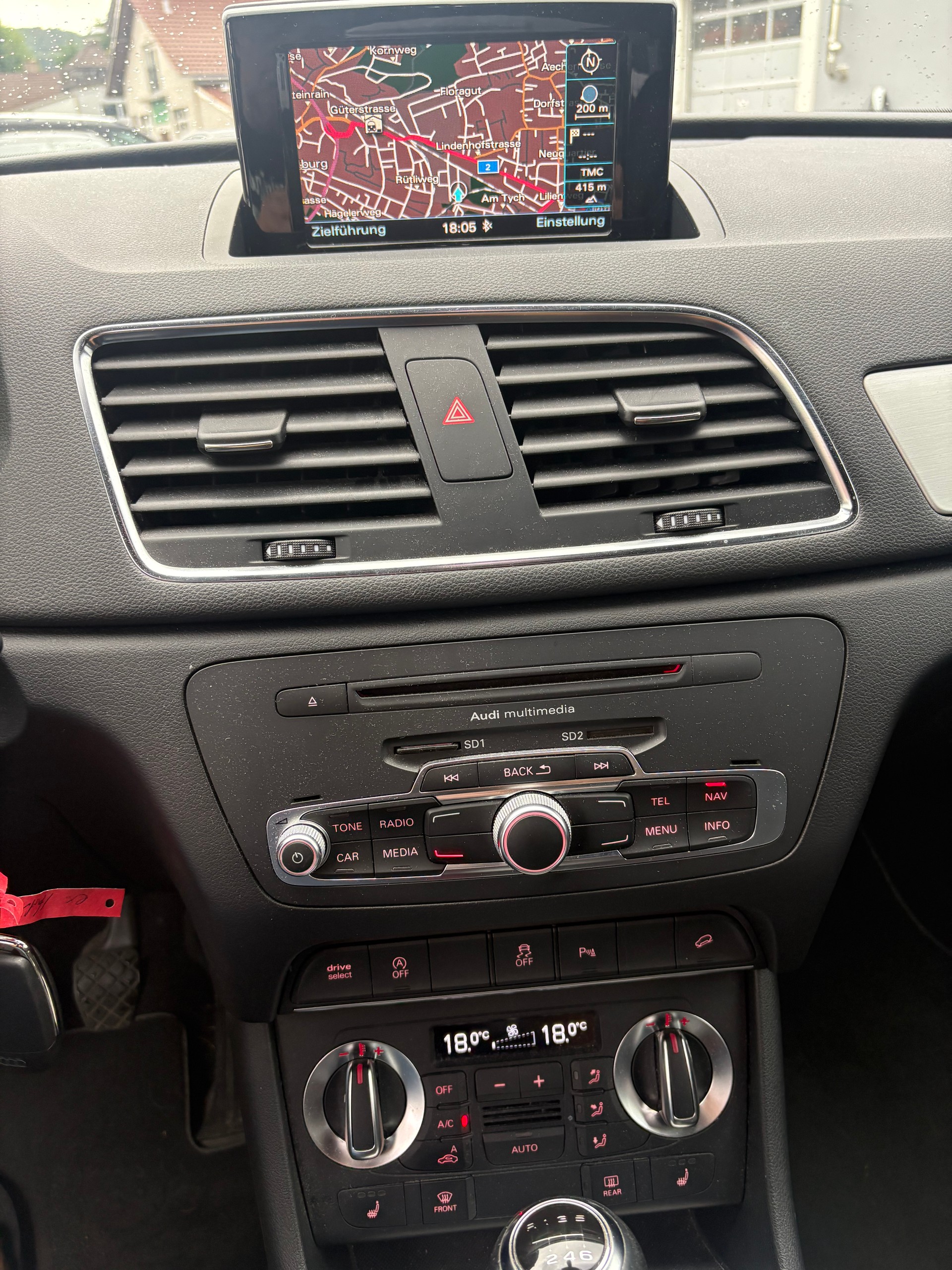 AUDI Q3 2.0 TFSI quattro-image-7