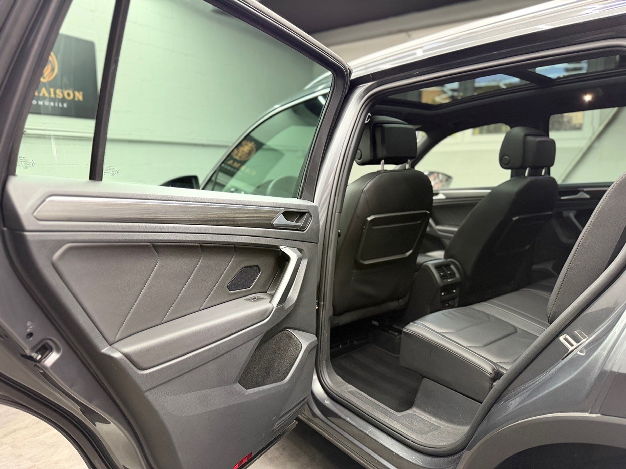 SEAT Tarraco 2.0TSI Xcellence 4Drive DSG | 360° Kamera | Anhängerkupplung 2400KG | BeatsAudio | ACC | 7. Plätzer-image-14