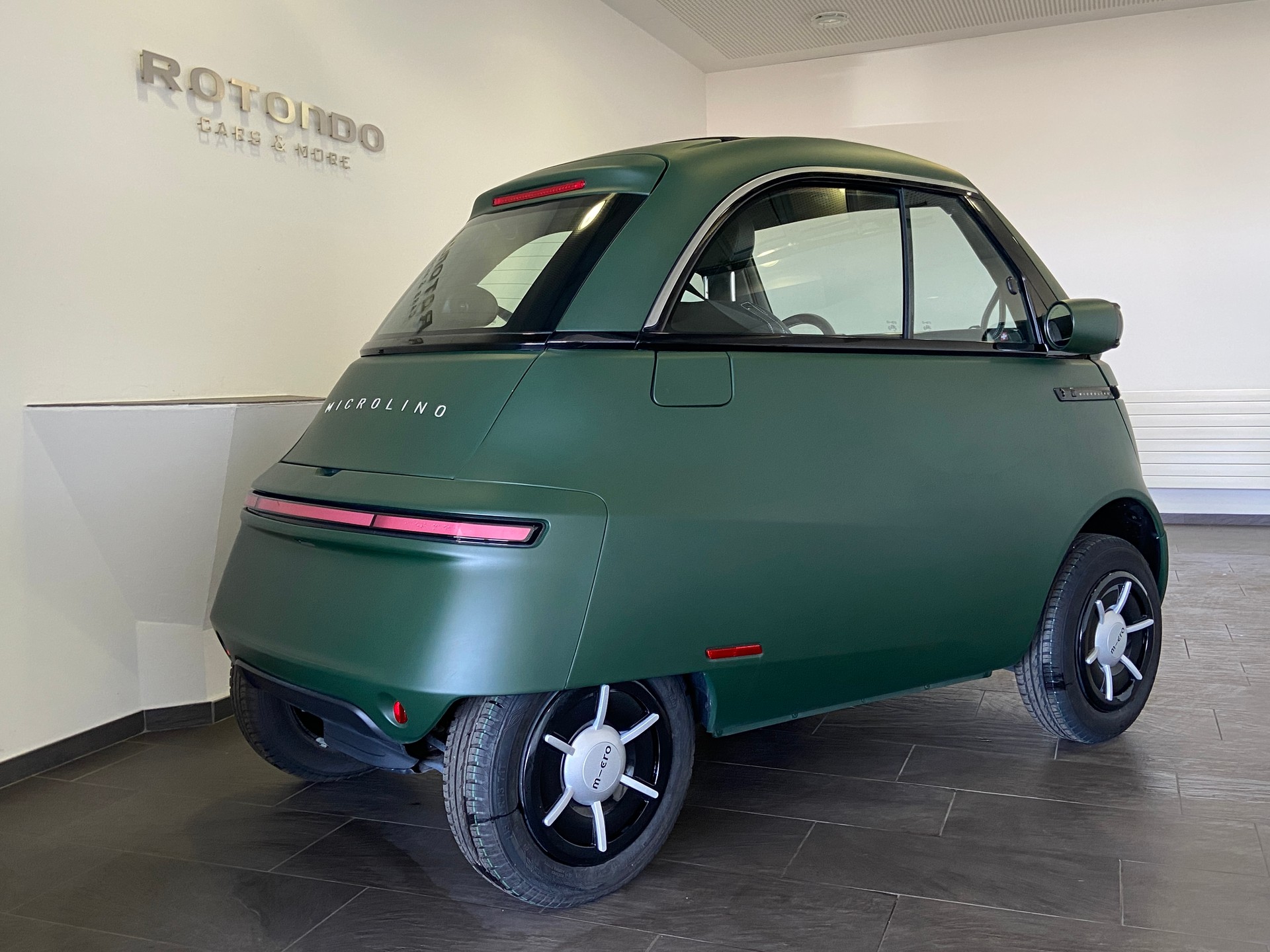 MICRO Competizione Medium Range 10.5 kWh-showroom-element-1