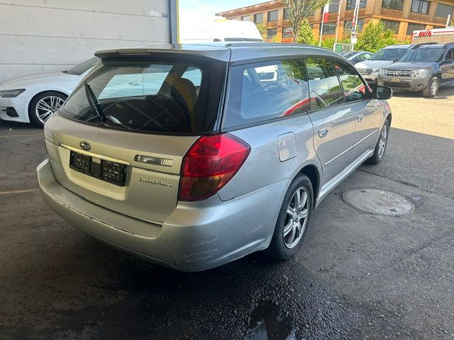 SUBARU Legacy 2.0i AWD-image-4