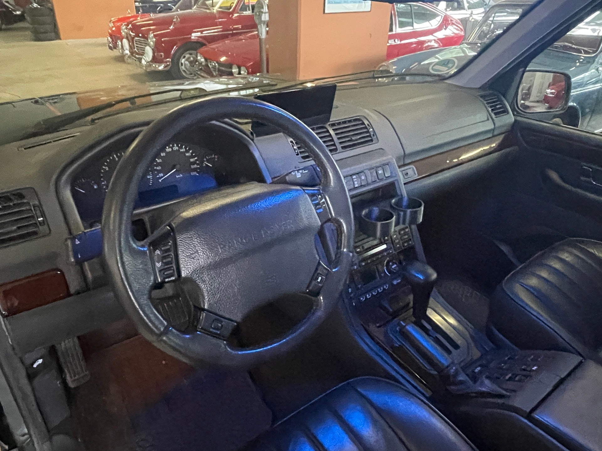 LAND ROVER Range Rover Classic 4.6 HSE-image-4