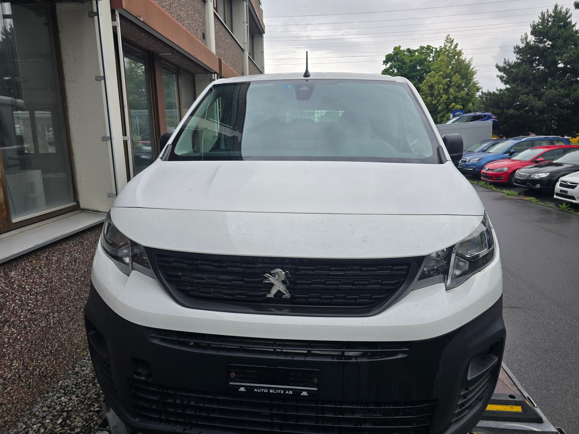 PEUGEOT Partner 1.5 Blue HDi s/s Premium 650kg-image-2