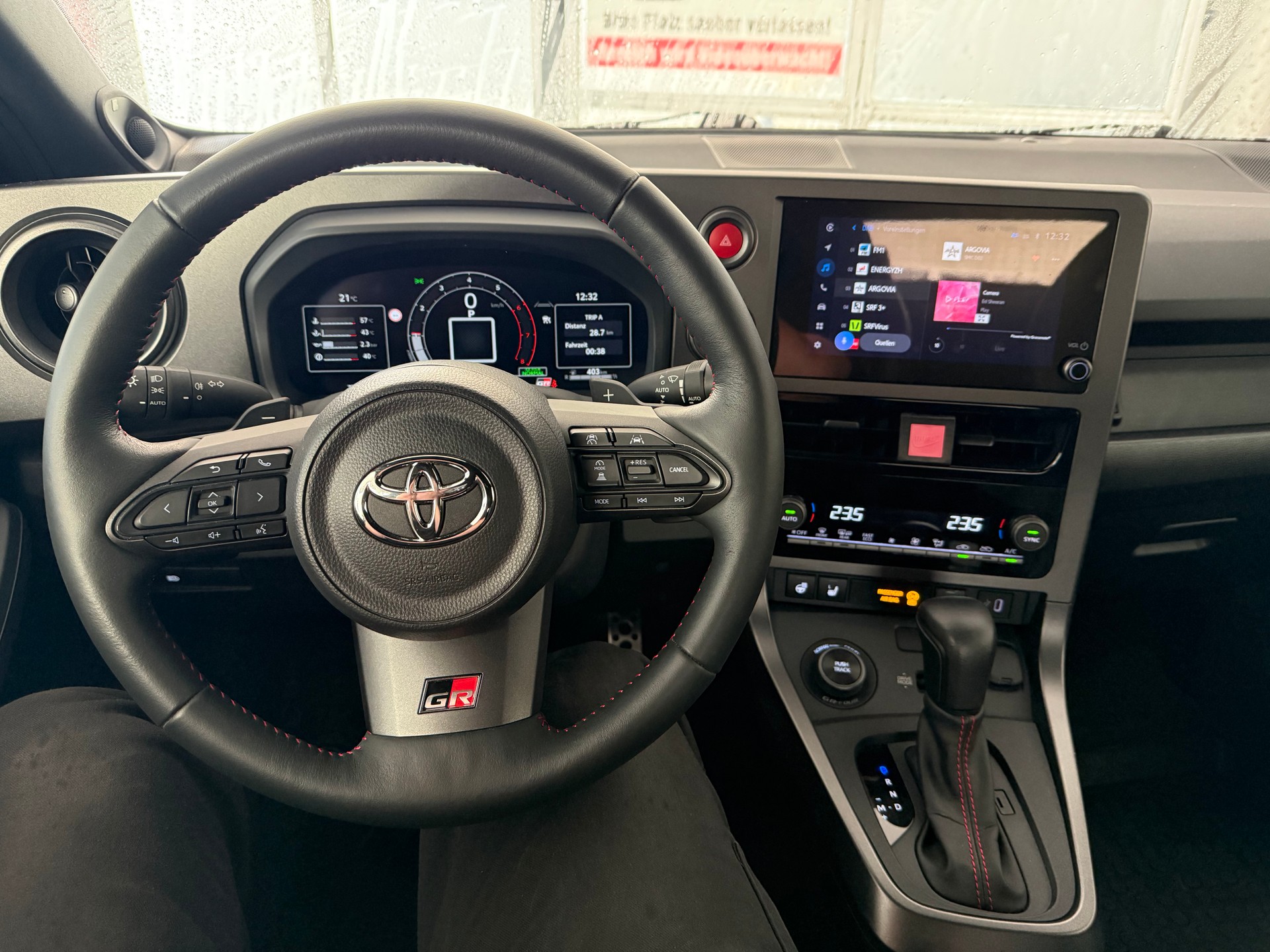 TOYOTA 1.6 Turbo Sport 4x4-image-4
