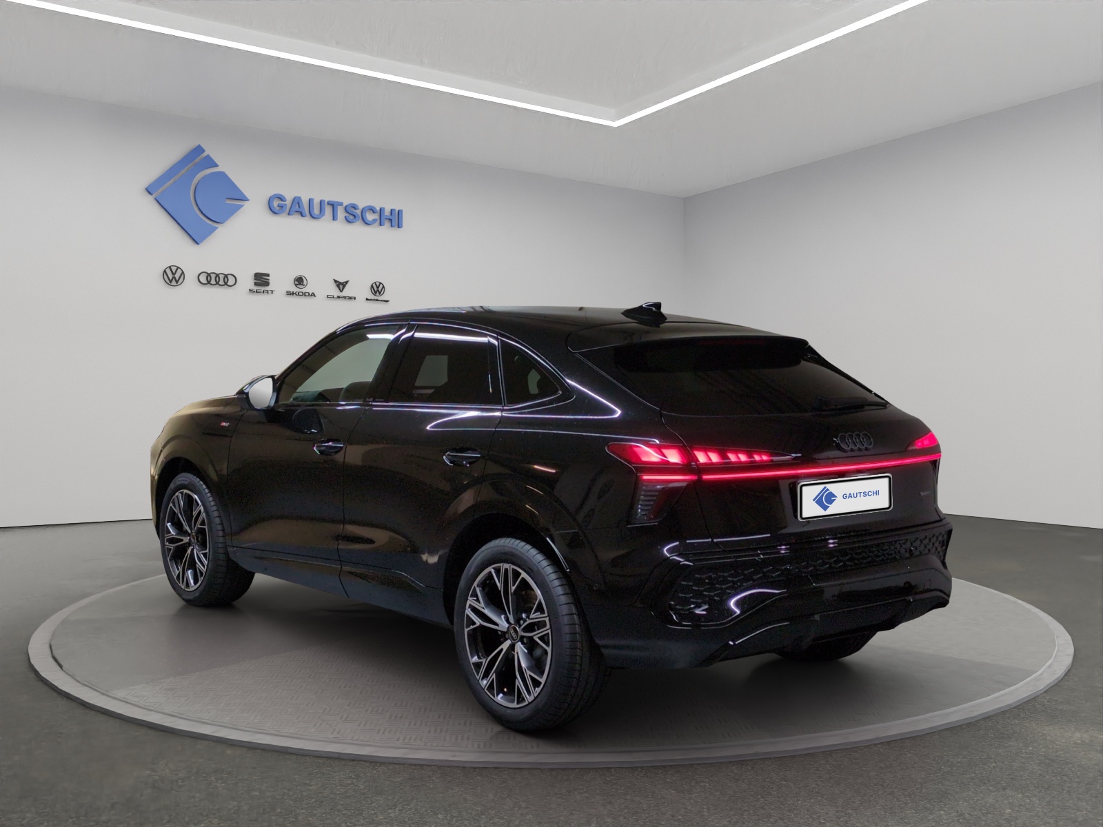 AUDI Q3 Sportback TFSI quattro 150 kW S tronic-image-2