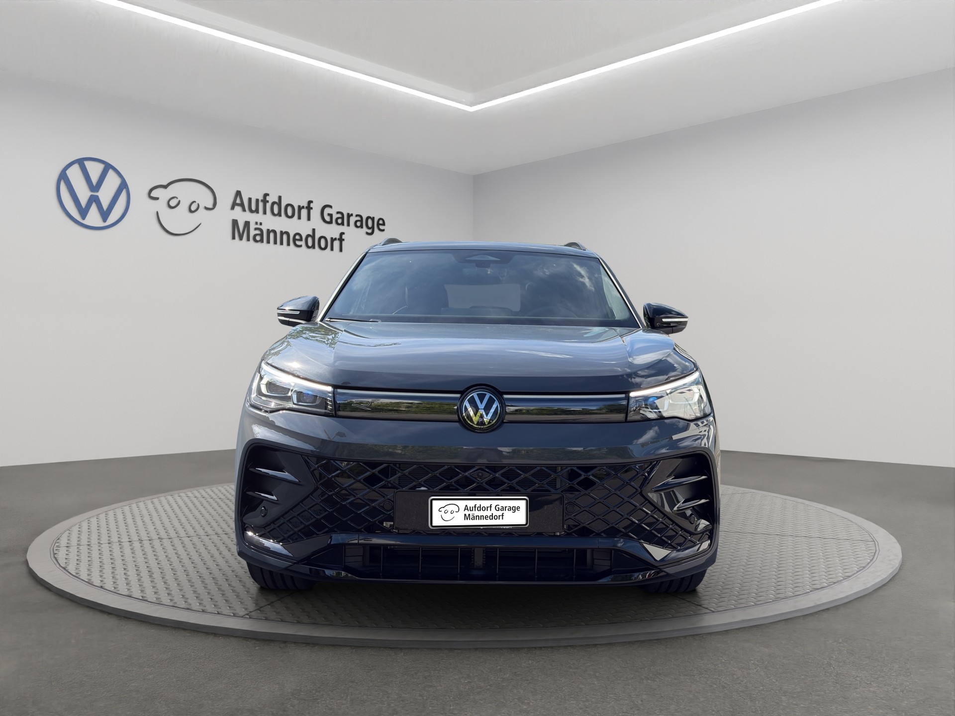 VW Tiguan 1.5 TSI evo2 eHybrid R-Line DSG-image-1