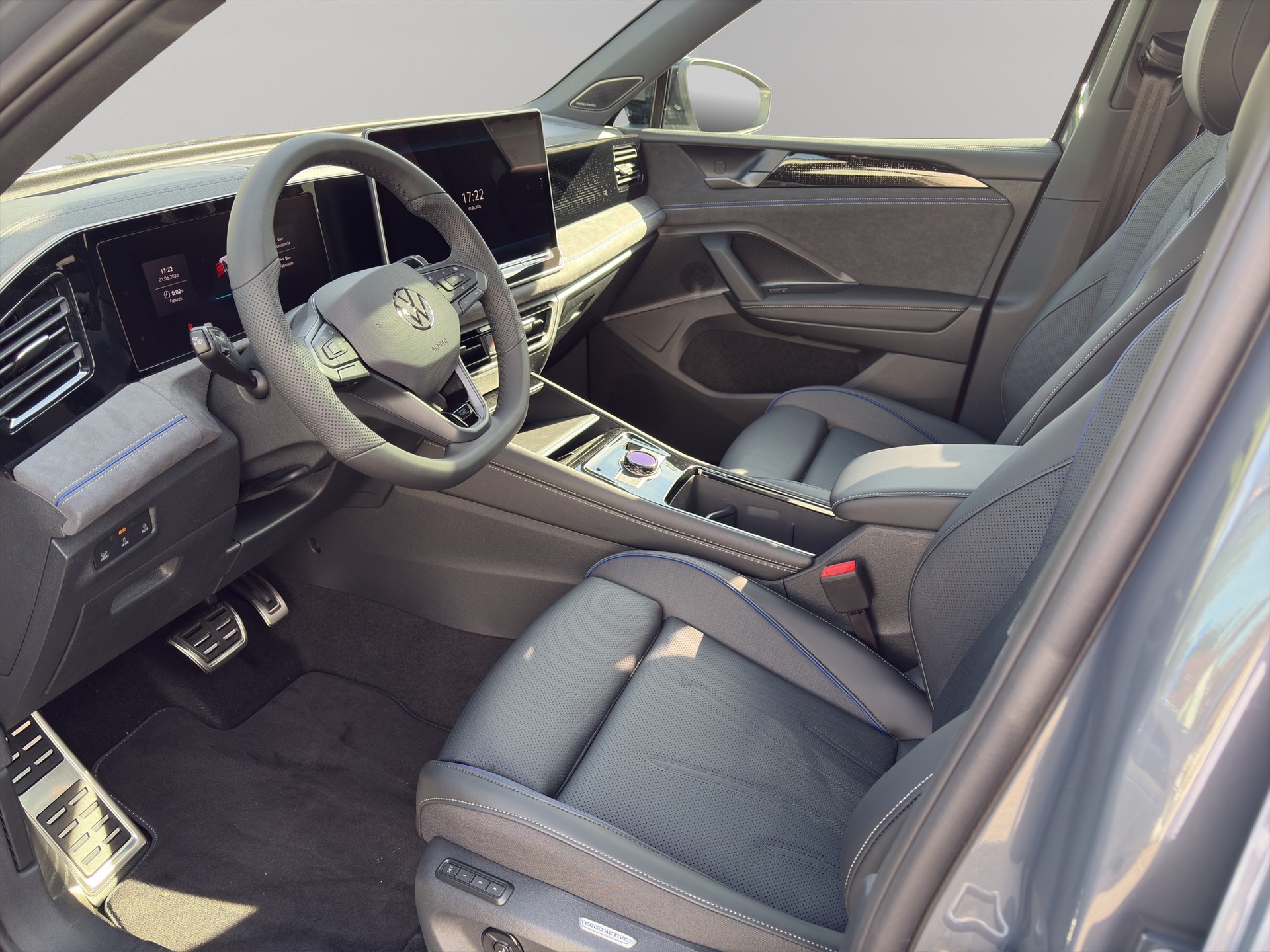 VW Tiguan 1.5 TSI evo2 eHybrid R-Line DSG-image-9