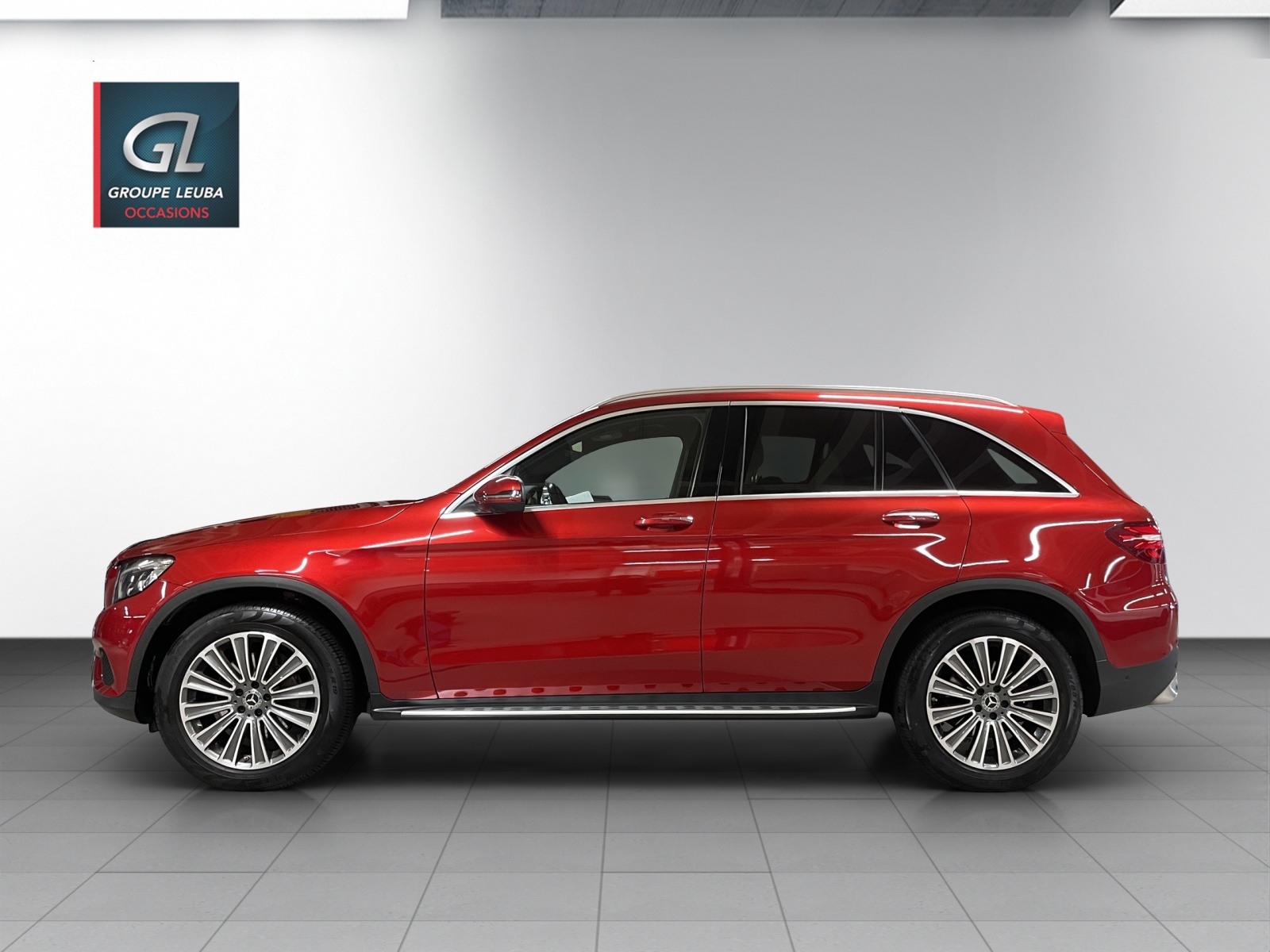 MERCEDES-BENZ GLC 300 4Matic-image-2
