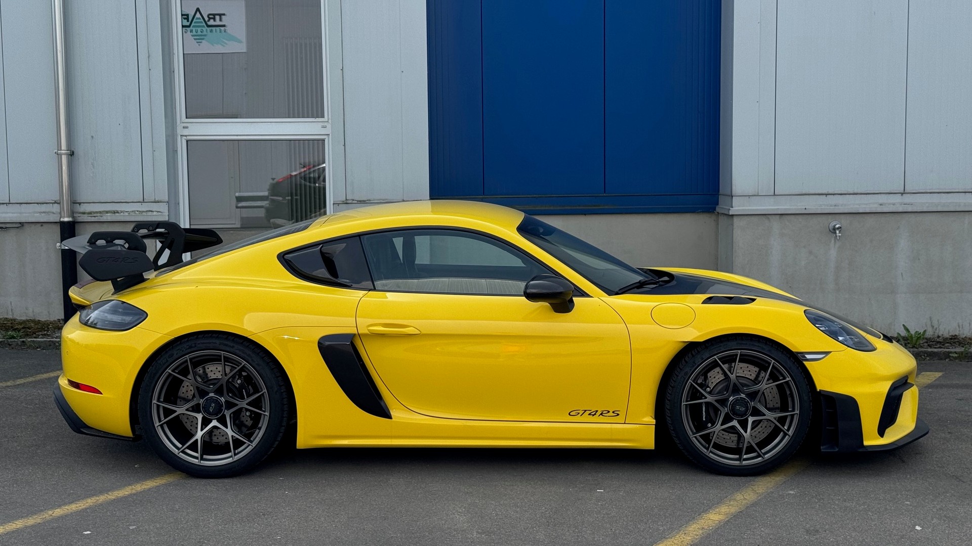 PORSCHE 718 Cayman GT4 RS PDK-image-3
