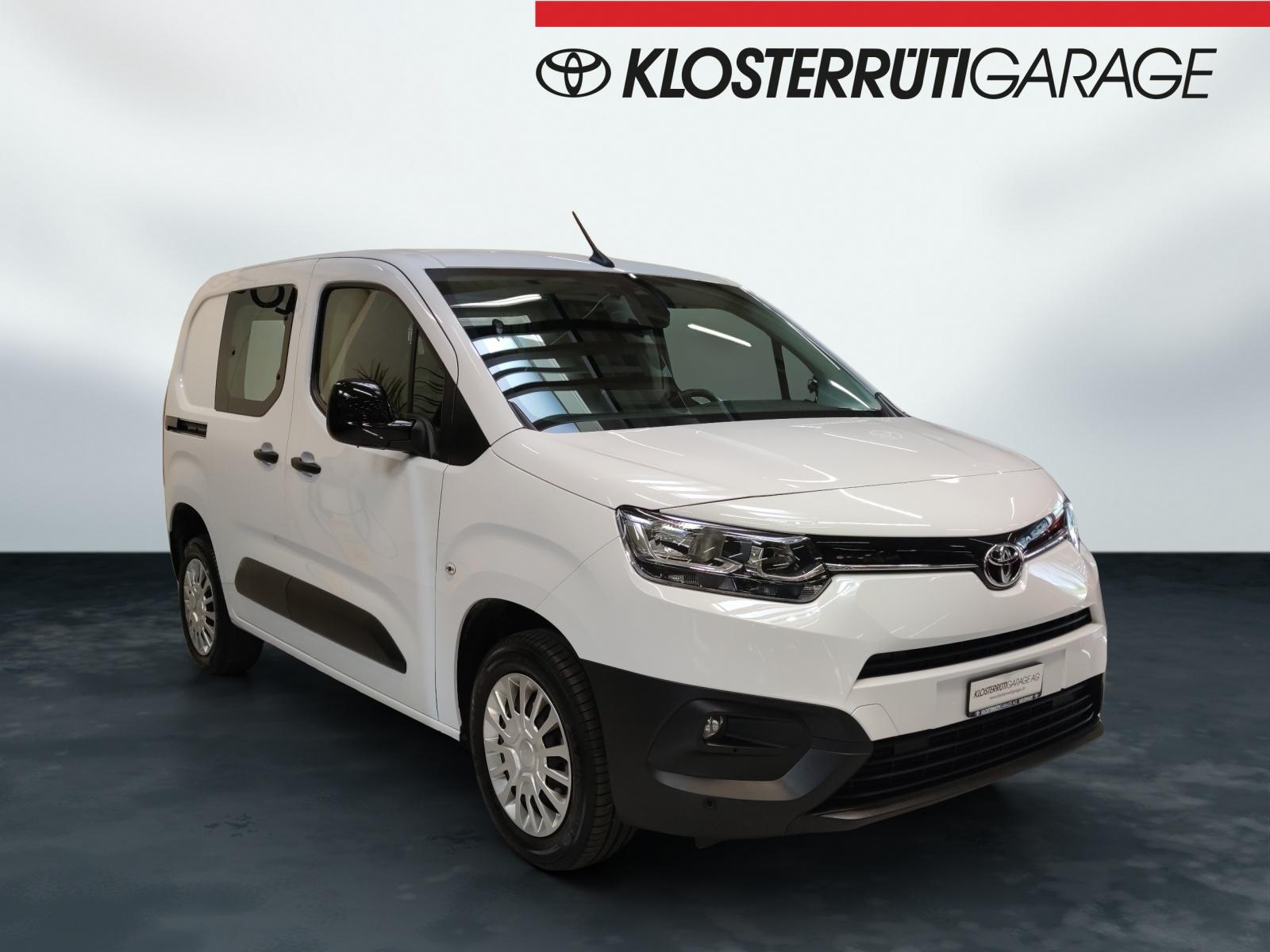 TOYOTA PROACE CITY Van L1 1.2 Active-image-1