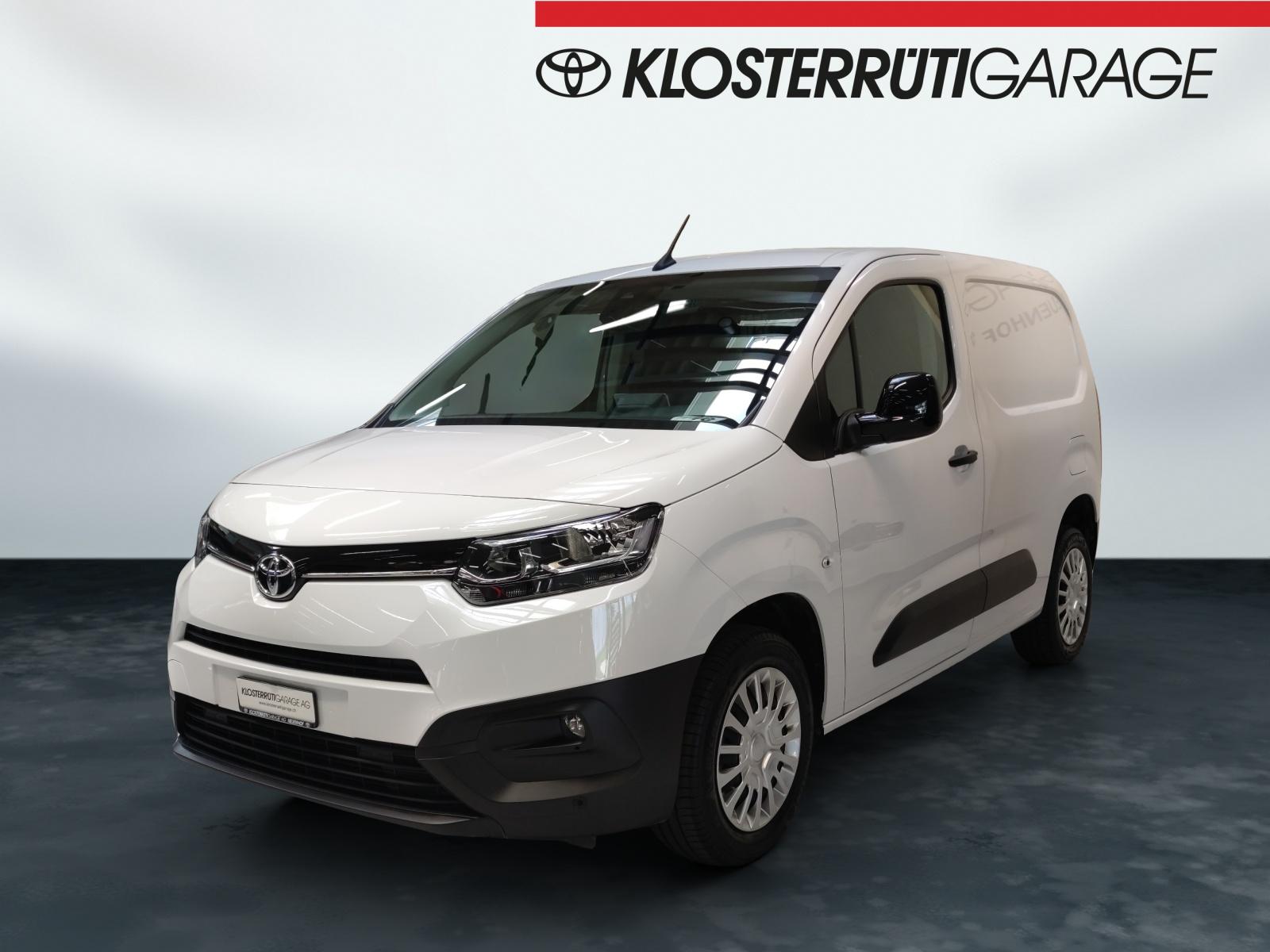 TOYOTA PROACE CITY Van L1 1.2 Active-image-0