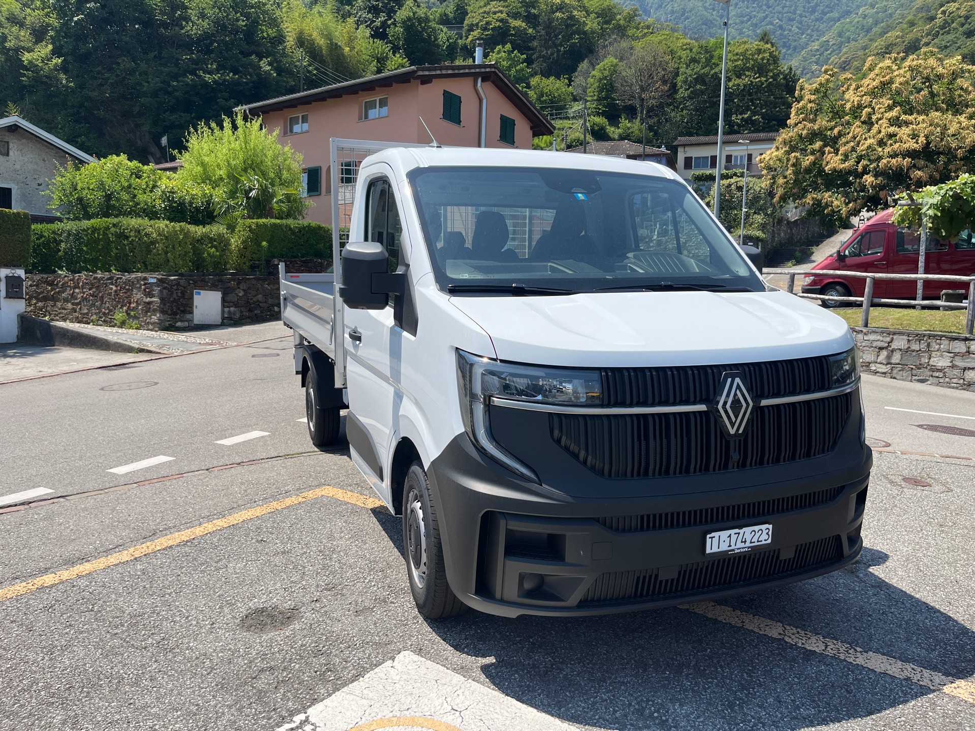 RENAULT Dci150-image-1