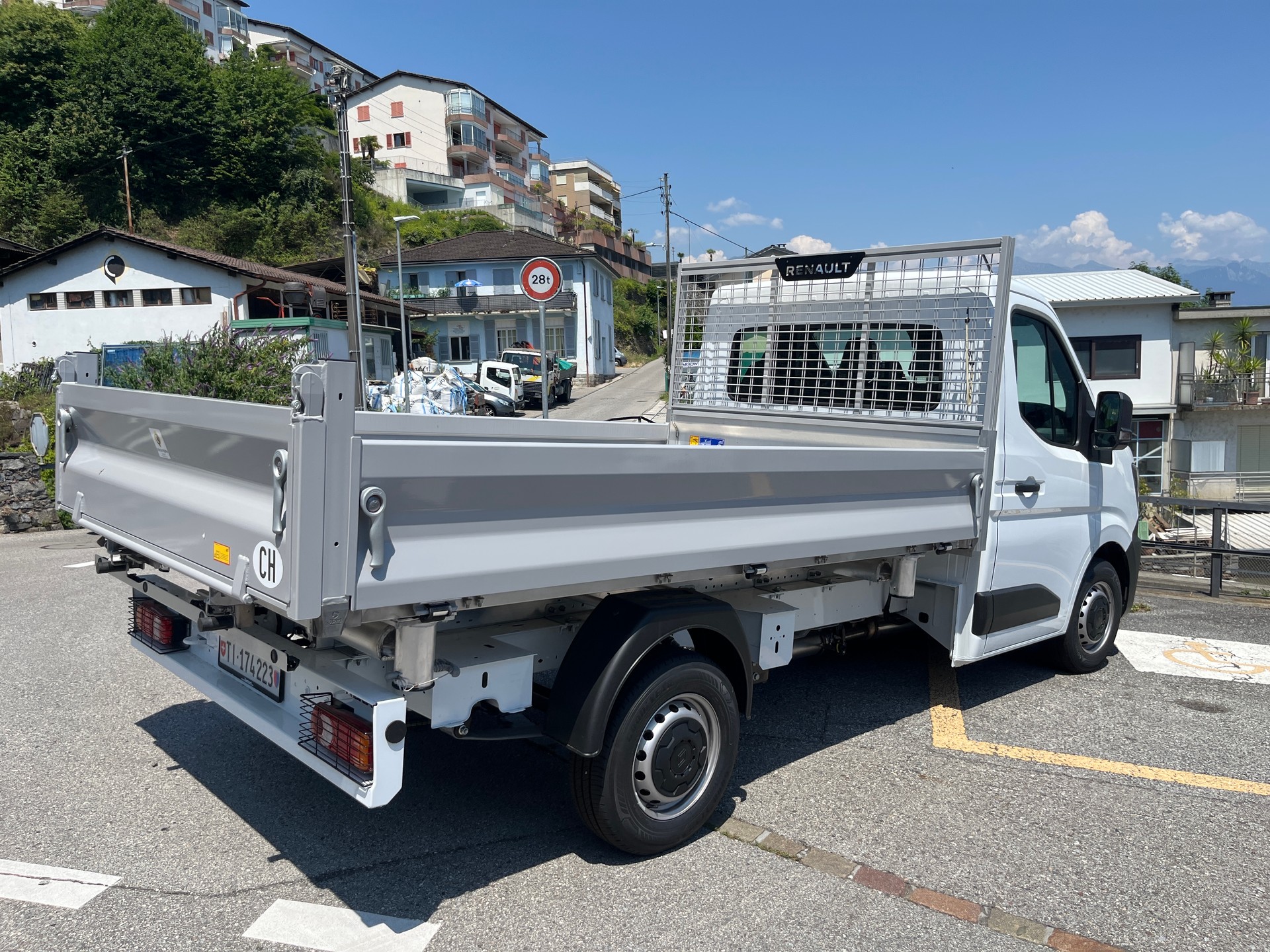 RENAULT Dci150-image-2